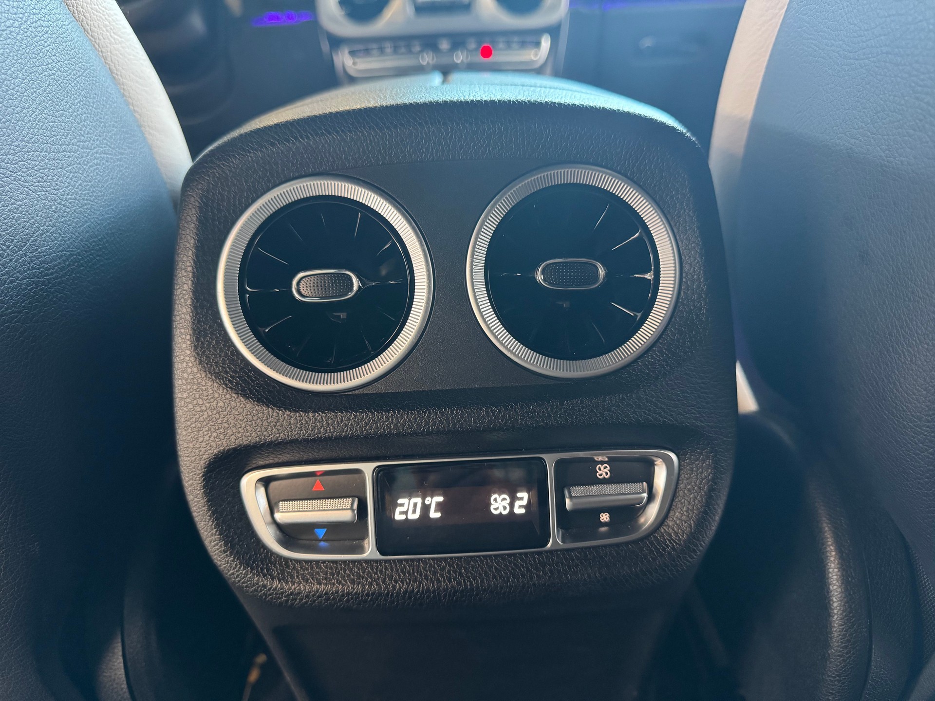 MERCEDES-BENZ G 350 d AMG Line 9G-Tronic-image-14