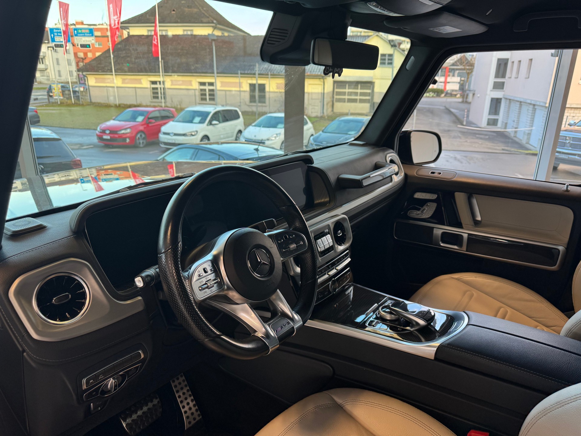 MERCEDES-BENZ G 350 d AMG Line 9G-Tronic-image-9