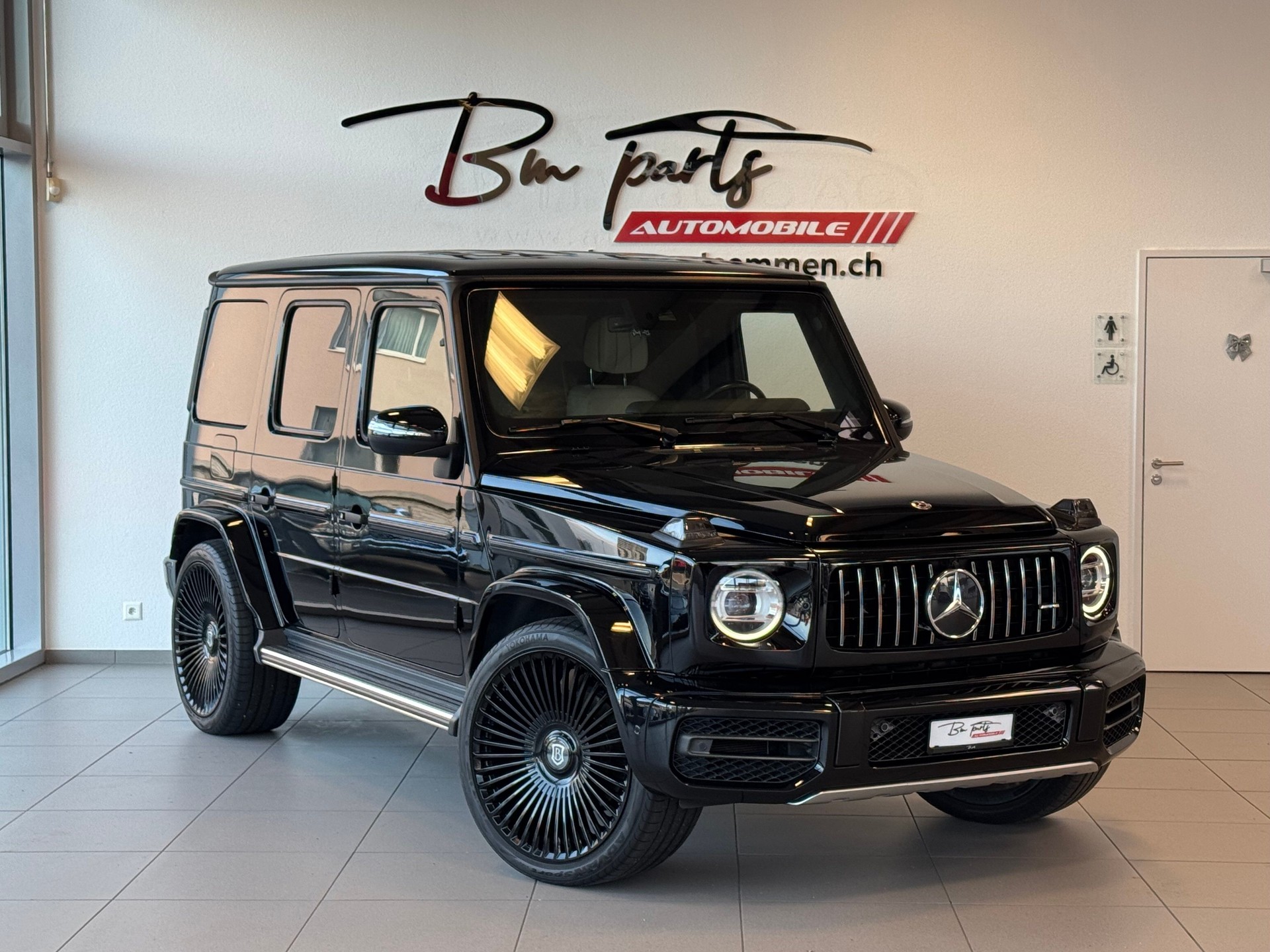 MERCEDES-BENZ G 350 d AMG Line 9G-Tronic-image-0