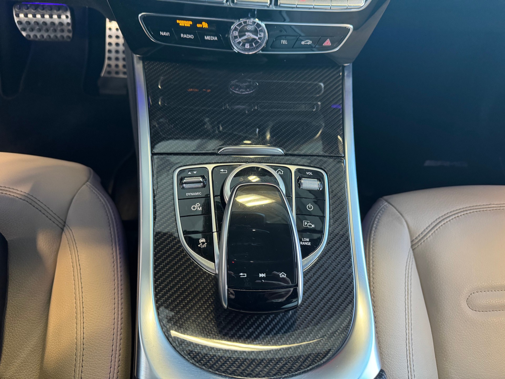 MERCEDES-BENZ G 350 d AMG Line 9G-Tronic-image-12