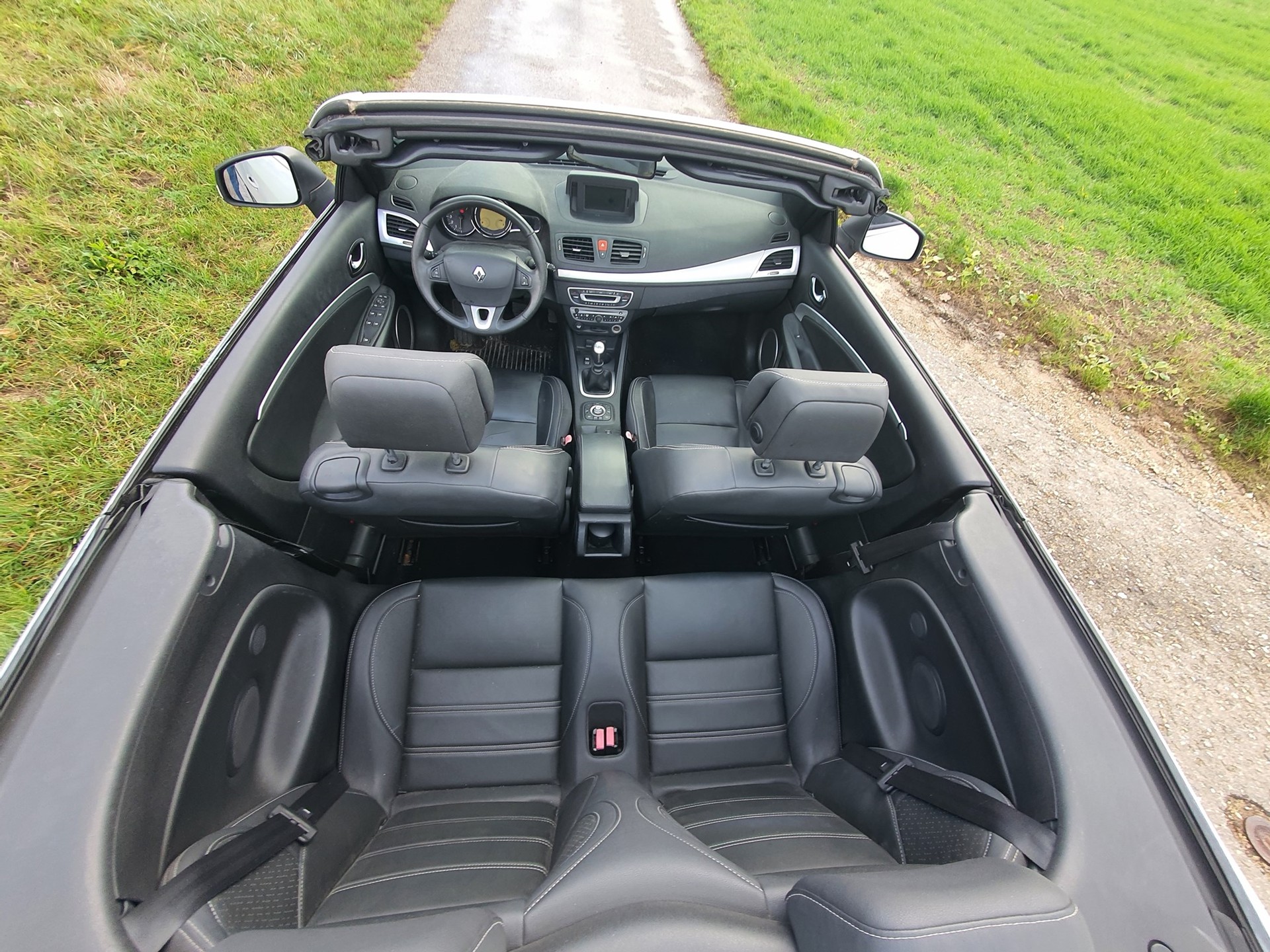 RENAULT Mégane CC 1.4 16V Turbo Dynamique-image-12