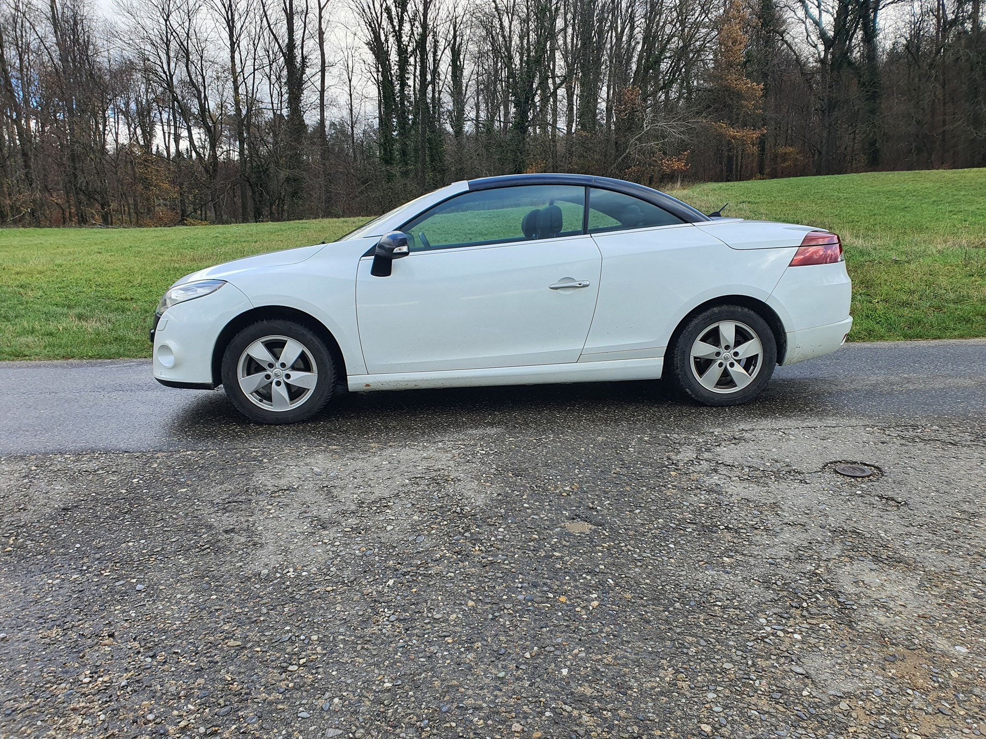 RENAULT Mégane CC 1.4 16V Turbo Dynamique-image-8
