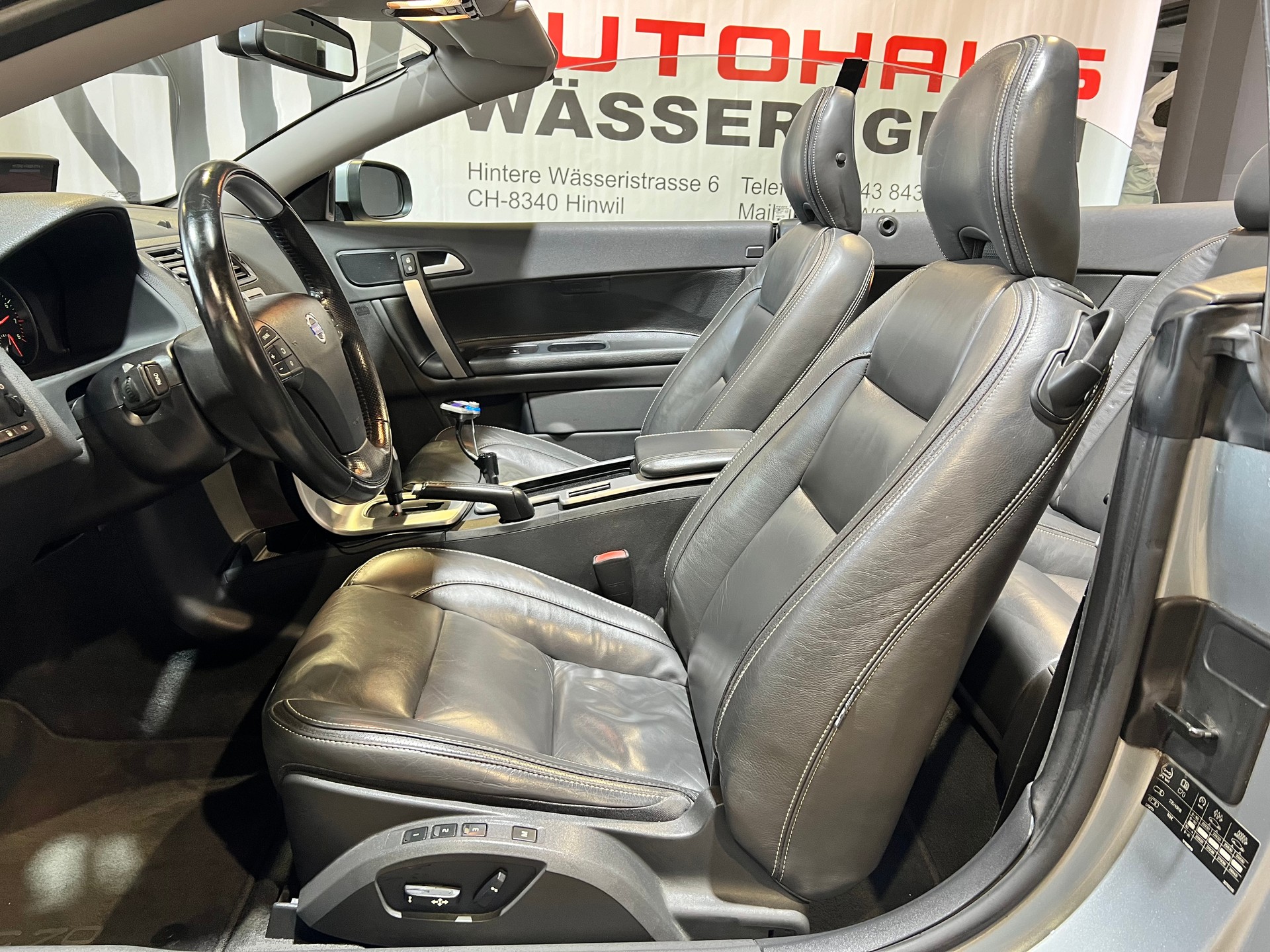 VOLVO C70 T5 Summum Geartronic-image-9