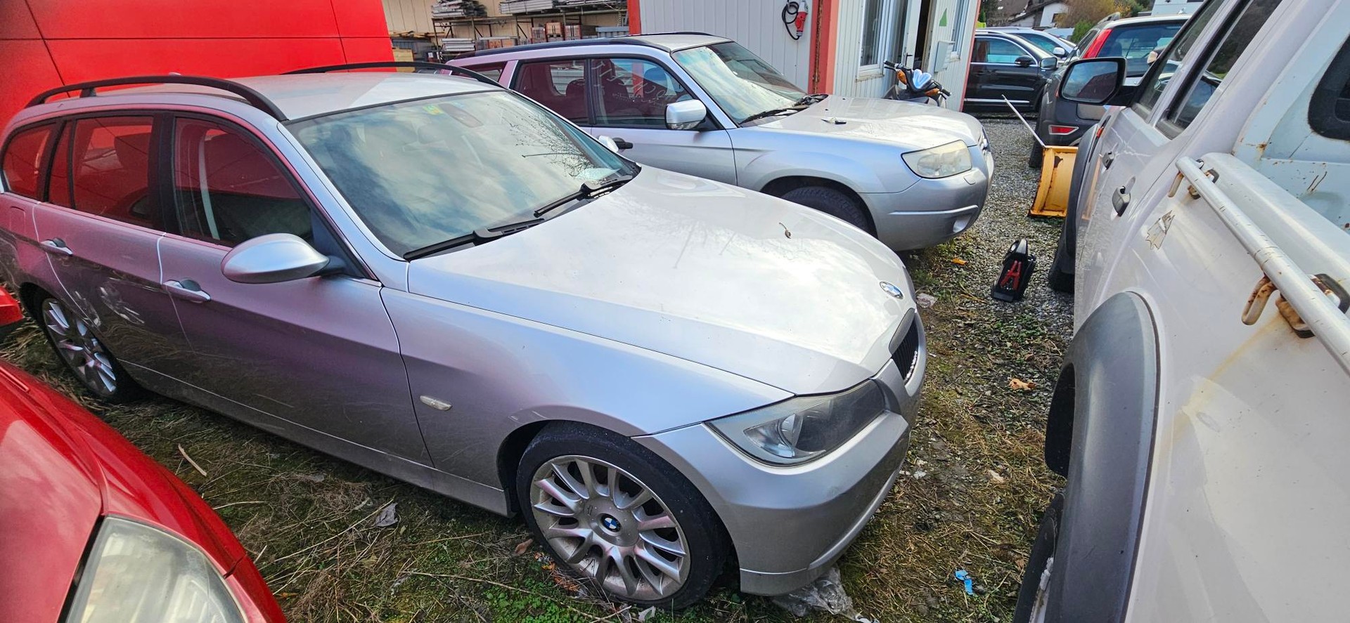 BMW 325i Touring Steptronic-image-0
