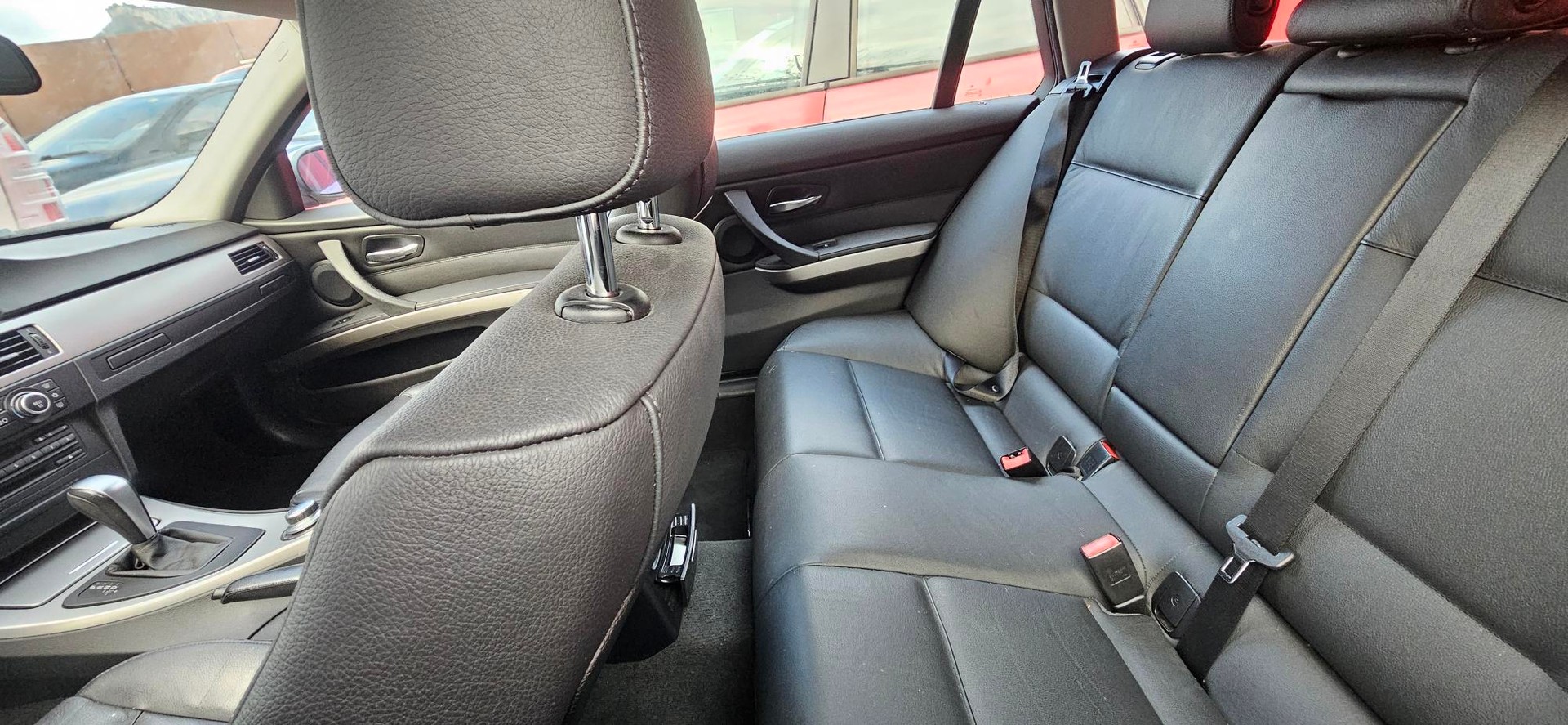 BMW 325i Touring Steptronic-image-5