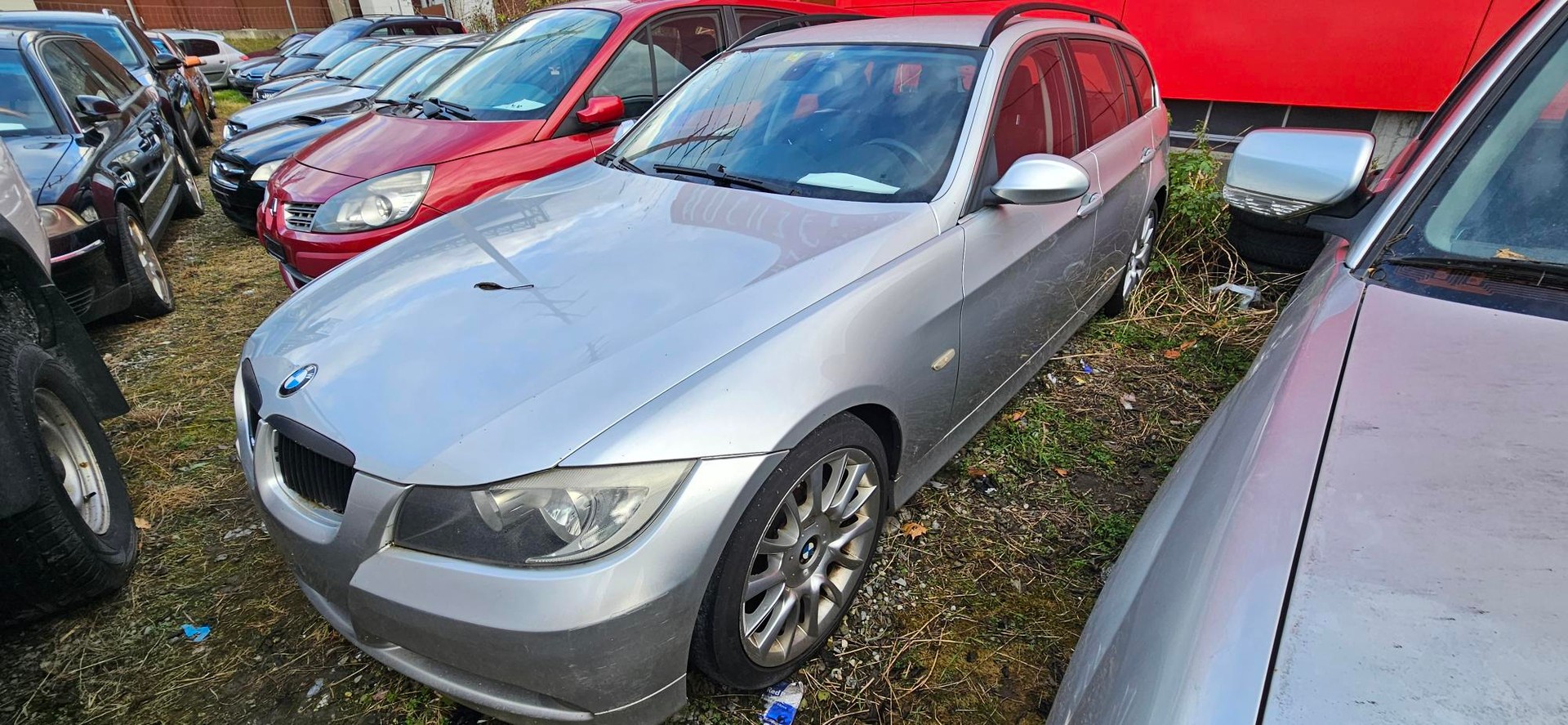 BMW 325i Touring Steptronic-image-12