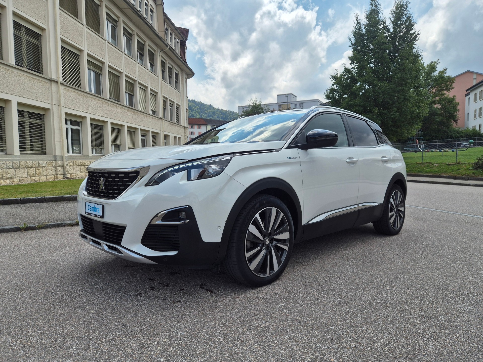 PEUGEOT 3008 300e Hybrid4 GT EAT8-image-0