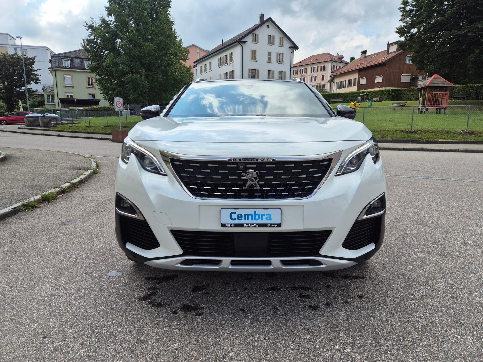 PEUGEOT 3008 300e Hybrid4 GT EAT8-image-5