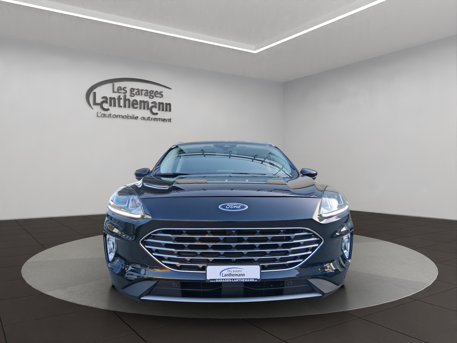 FORD Kuga 2.5 PHEV Titanium 2WD-image-6
