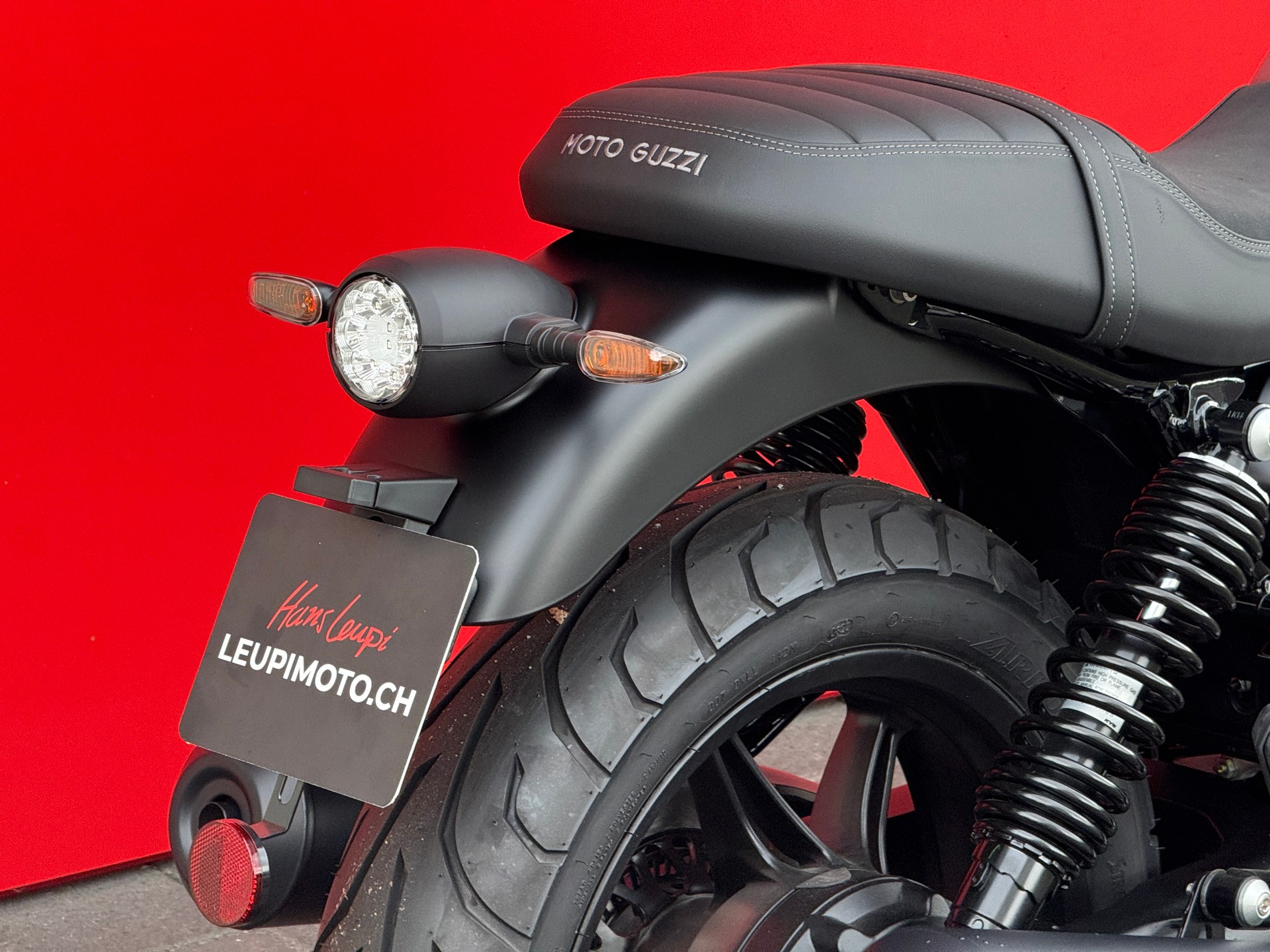 MOTO GUZZI V7 IV 850 Stone (35kW)-image-6