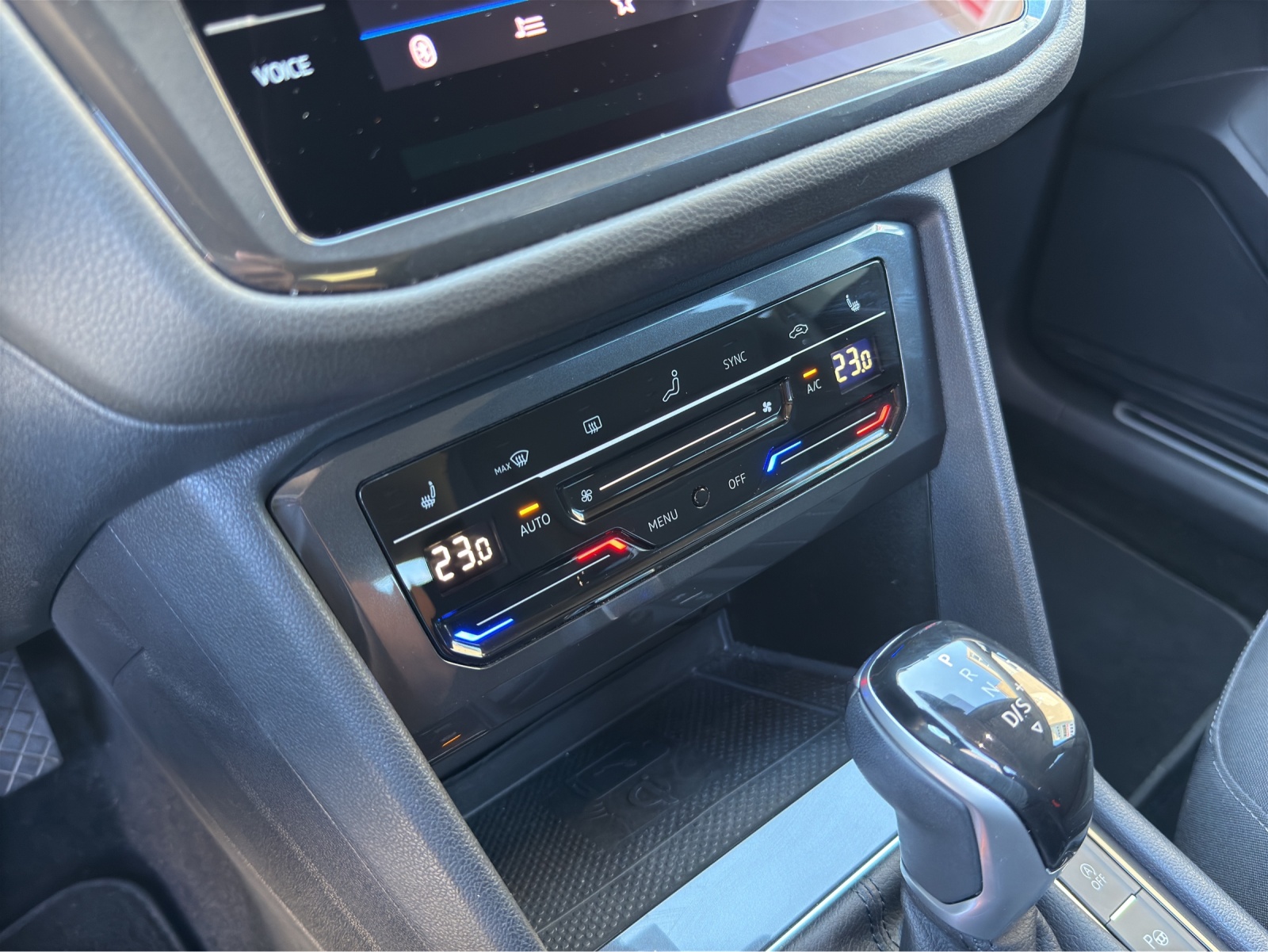 VW Tiguan Allspace 2.0 TDI SCR Elegance 4Motion DSG (7-Plätzer)-image-15