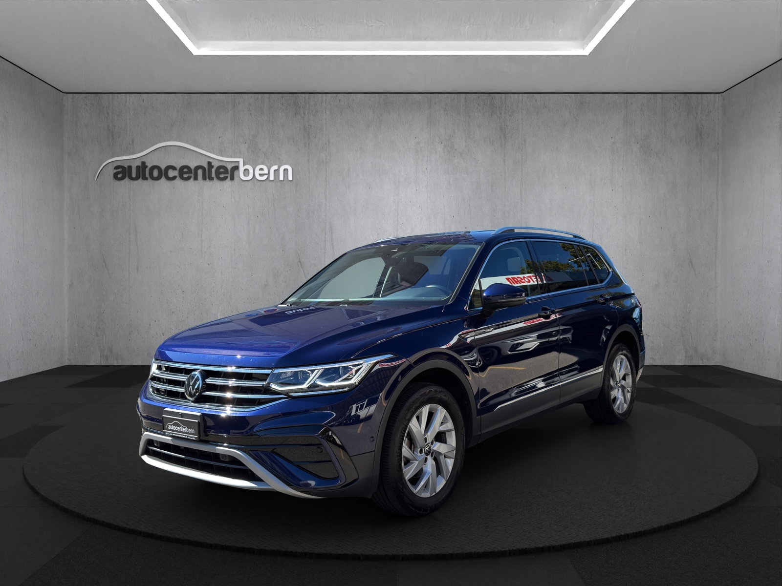 VW Tiguan Allspace 2.0 TDI SCR Elegance 4Motion DSG (7-Plätzer)-image-2