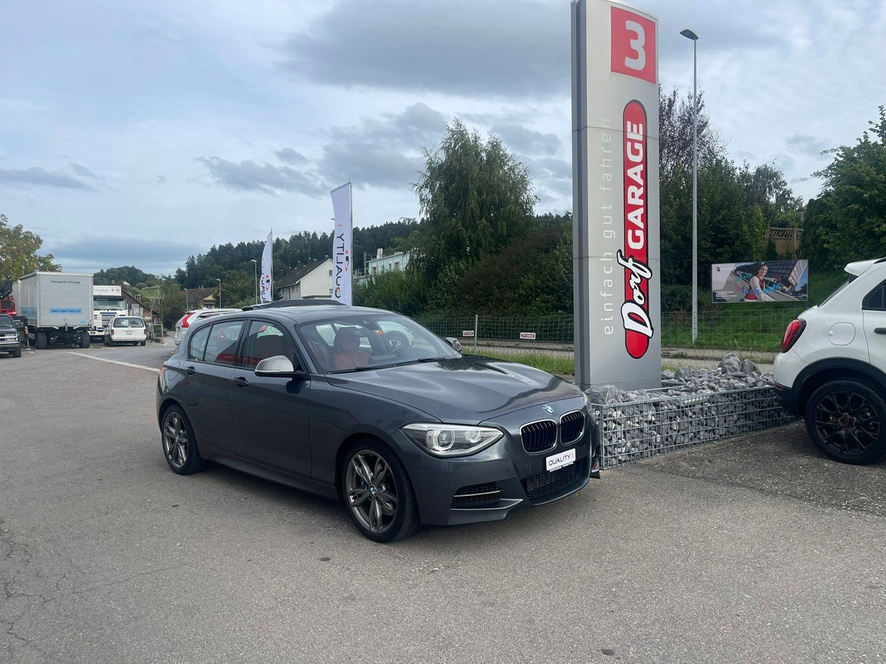 BMW M135i xDrive Steptronic-image-9