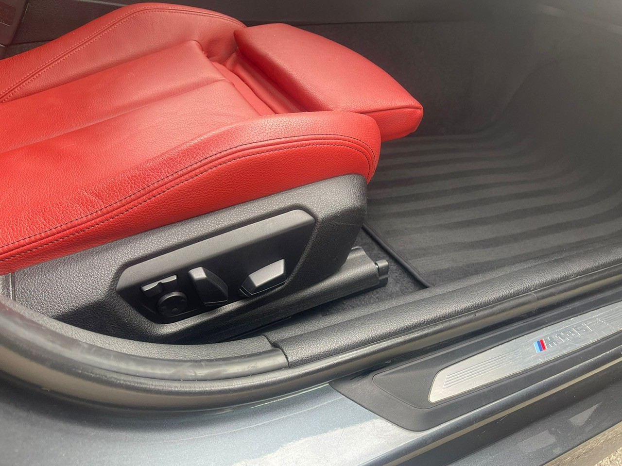 BMW M135i xDrive Steptronic-image-13