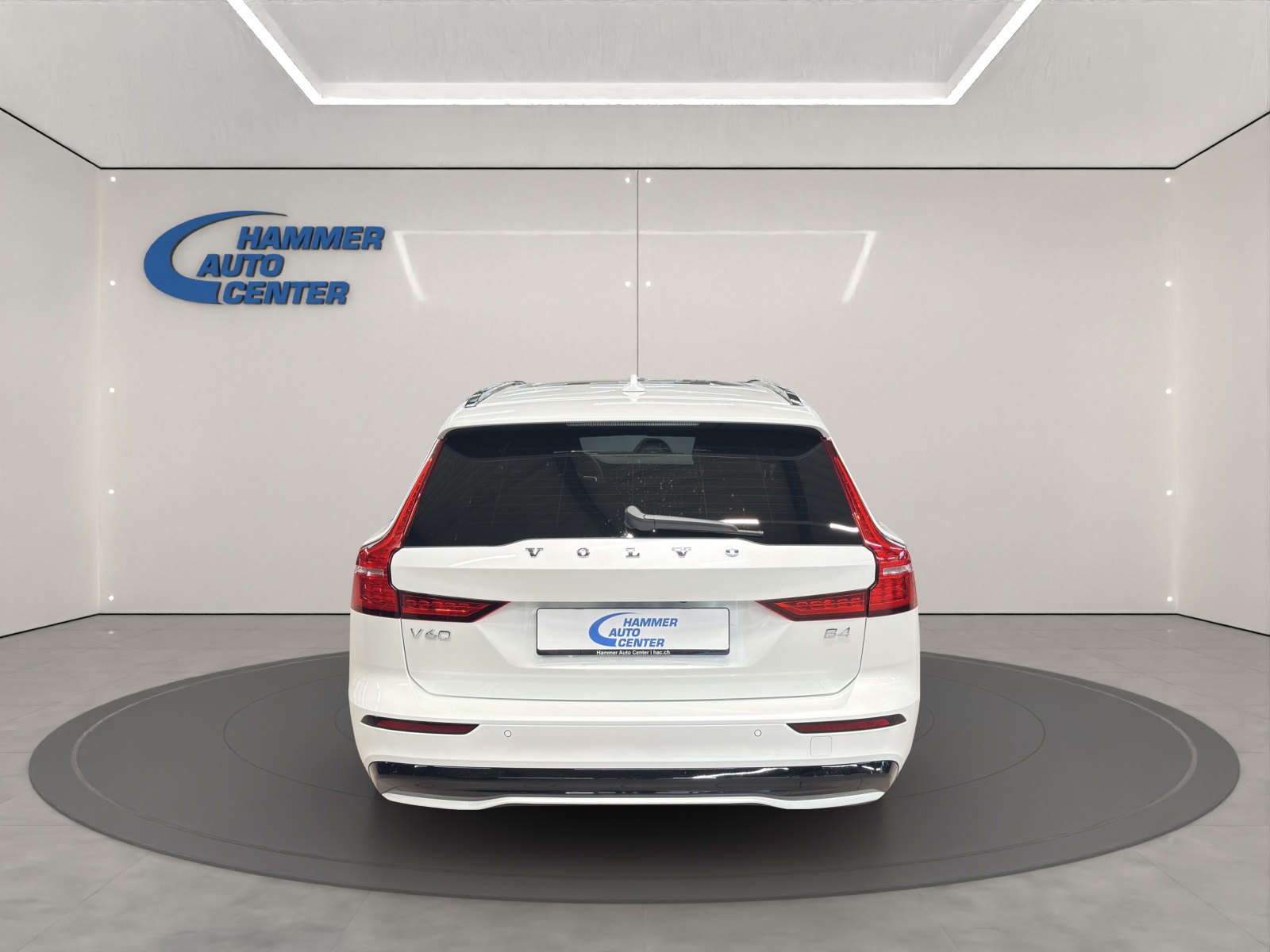 VOLVO V60 2.0 B4 Ultra Dark-image-3
