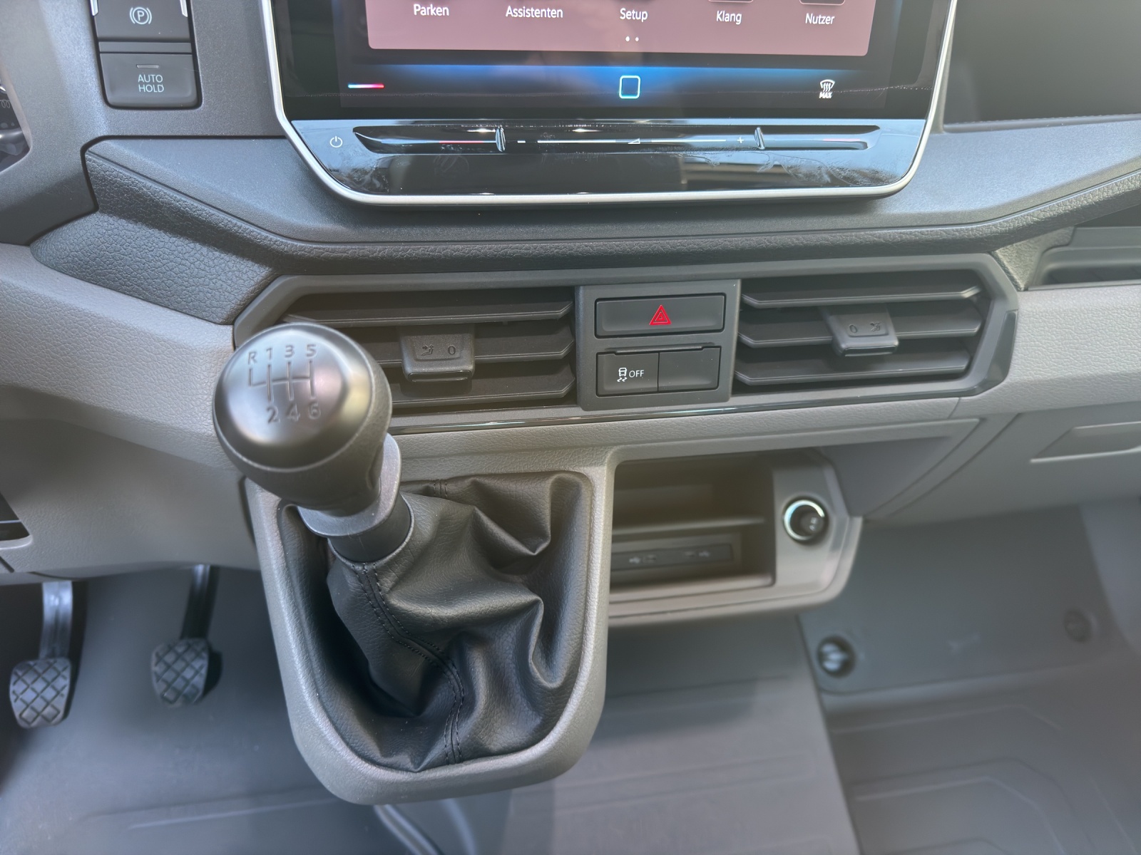 VW Crafter 35 2.0 TDI Kipp./Prits./Koffer+Heb. Champion L3-image-8