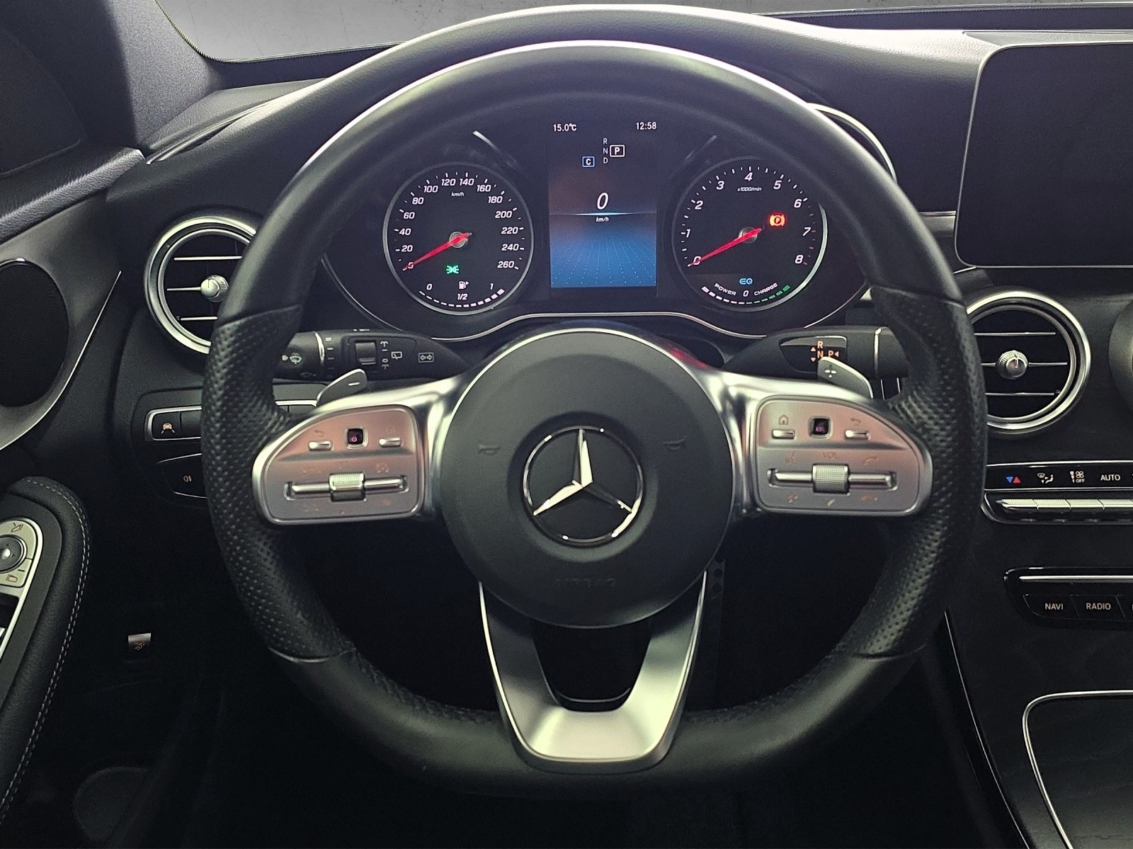 MERCEDES-BENZ C 200 AMG Line 4Matic 9G-Tronic mit AHK-image-10