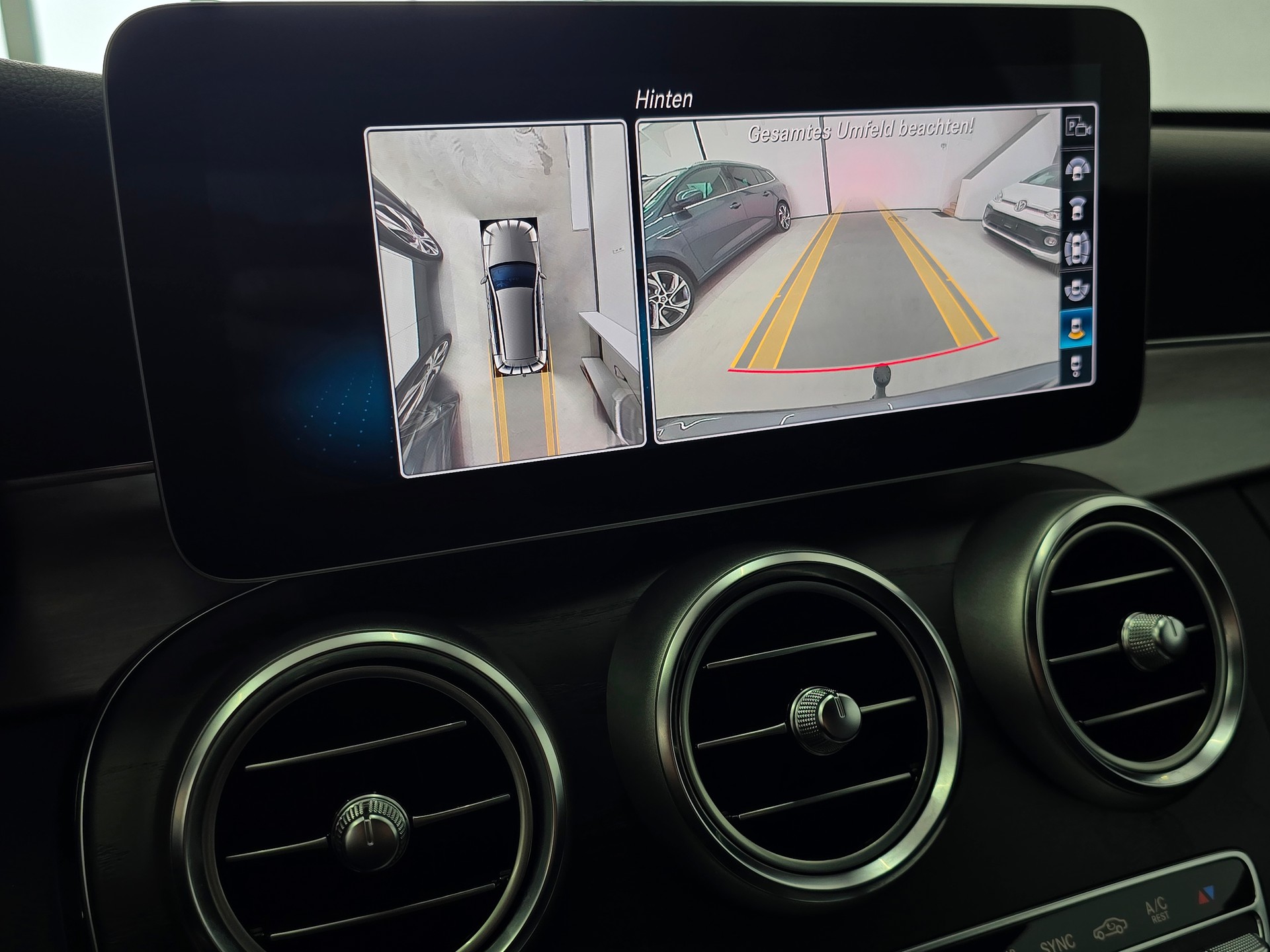 MERCEDES-BENZ C 200 AMG Line 4Matic 9G-Tronic mit AHK-image-19
