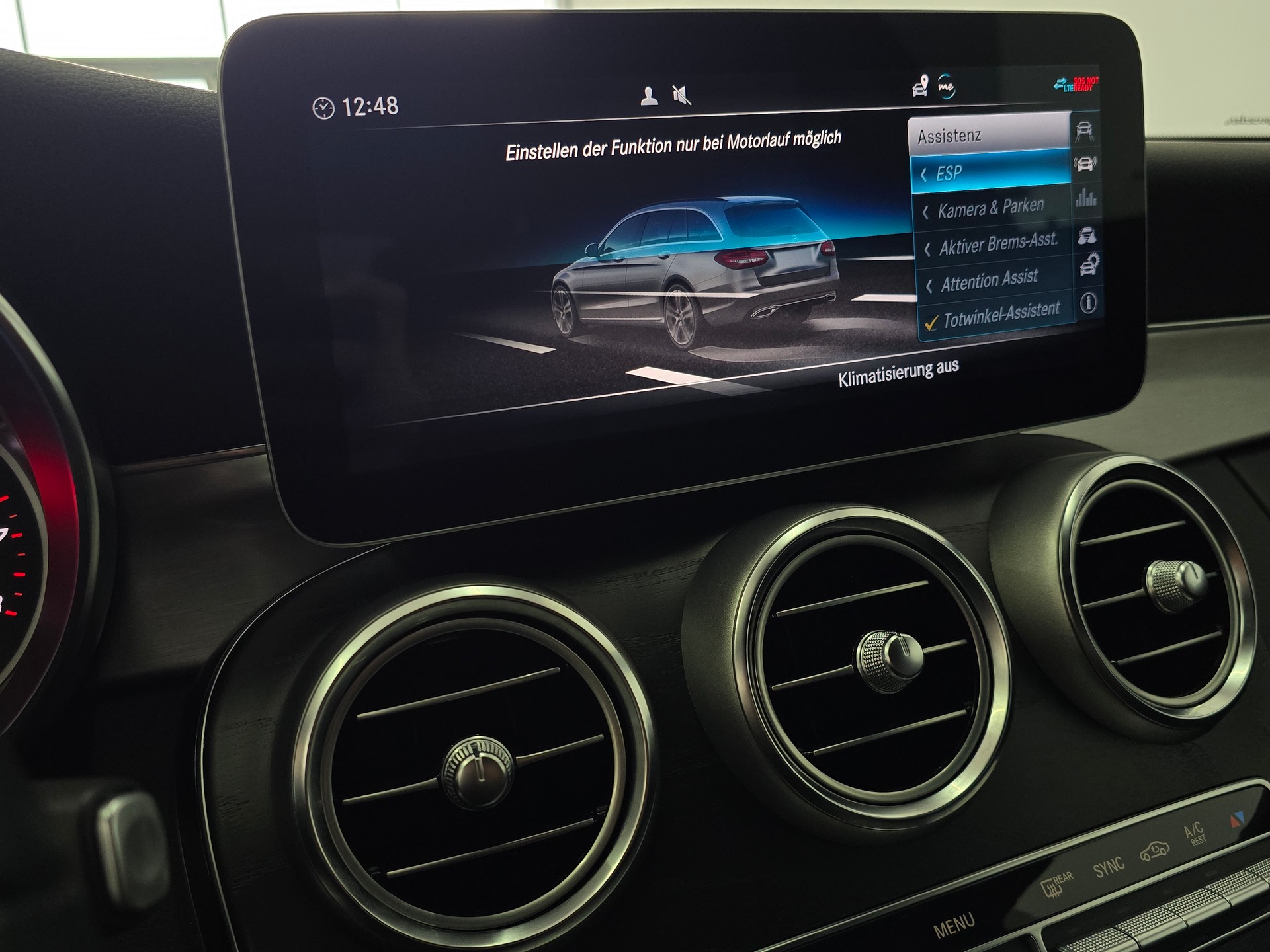 MERCEDES-BENZ C 200 AMG Line 4Matic 9G-Tronic mit AHK-image-17
