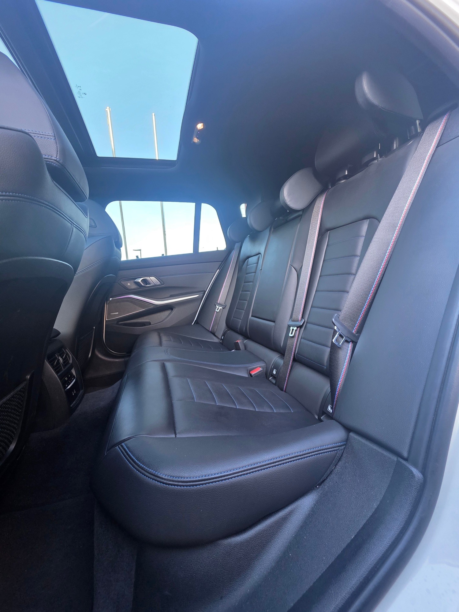 BMW M340i xDrive 48V Touring Steptronic-image-13