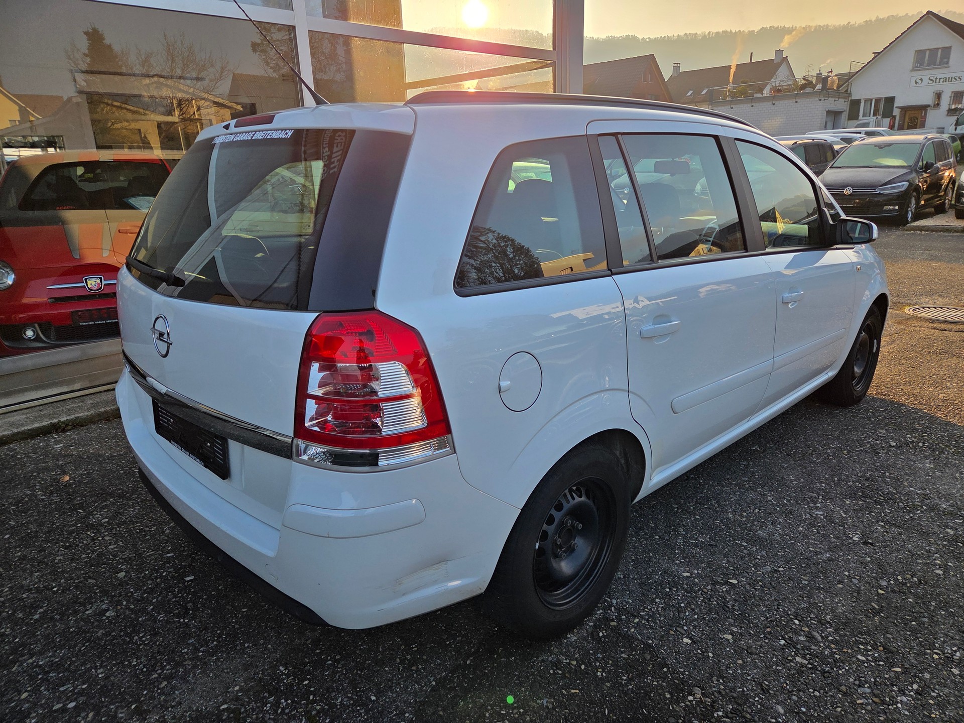OPEL Zafira 1.8i 16V Enjoy Ausführung 7 Sitzplätze-image-5