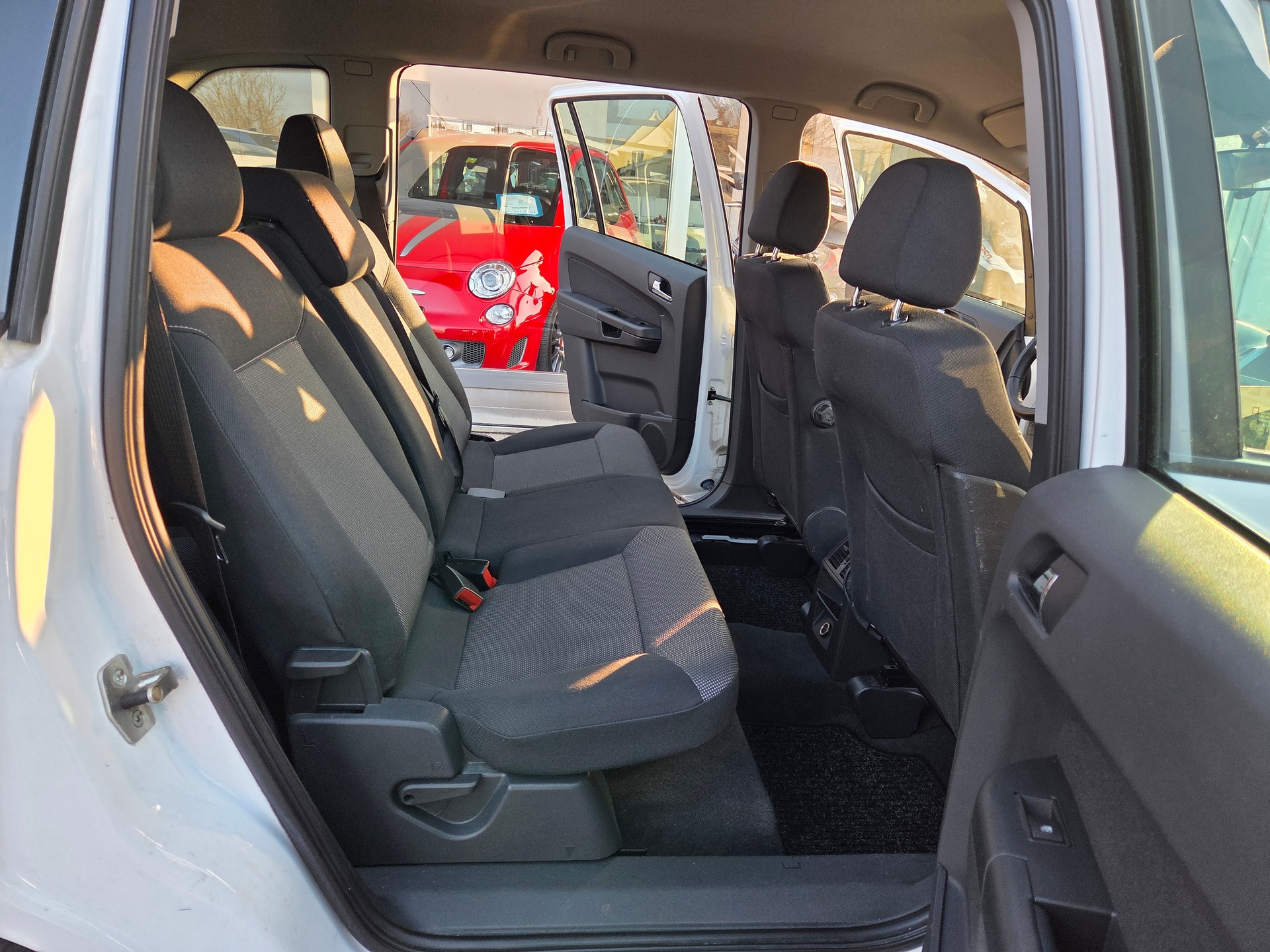 OPEL Zafira 1.8i 16V Enjoy Ausführung 7 Sitzplätze-image-10