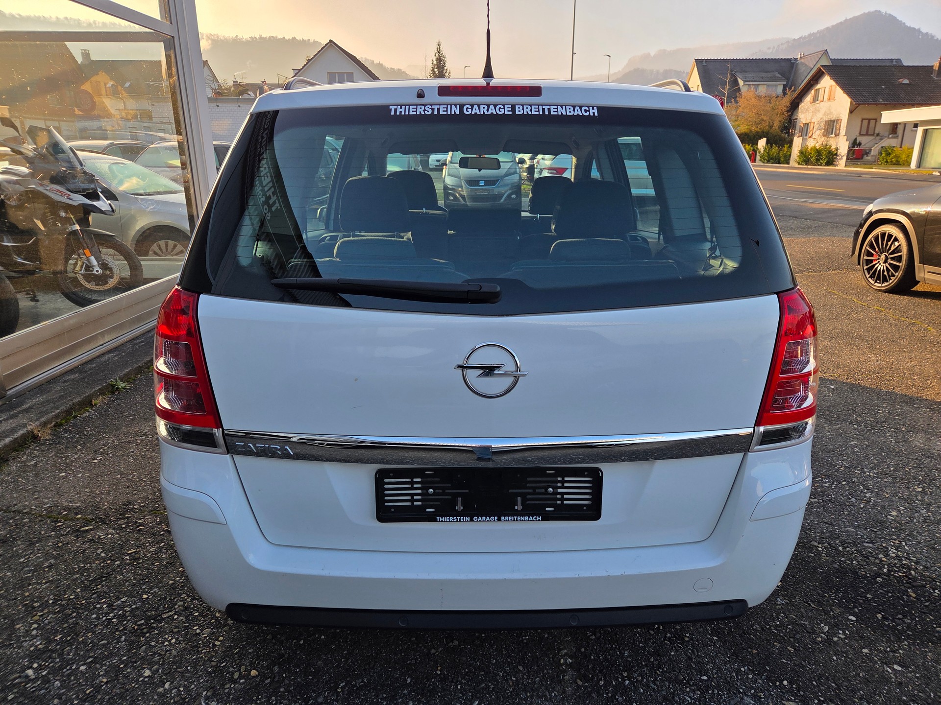 OPEL Zafira 1.8i 16V Enjoy Ausführung 7 Sitzplätze-image-4