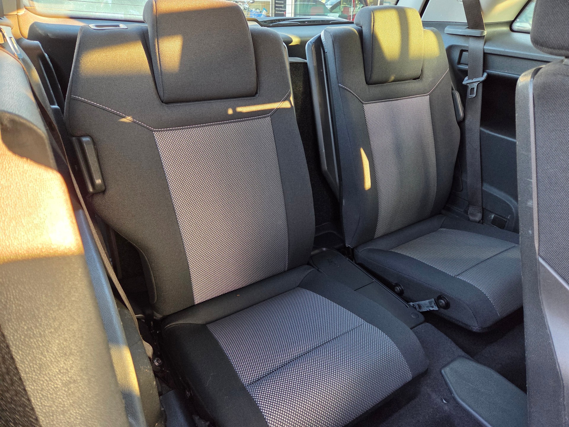 OPEL Zafira 1.8i 16V Enjoy Ausführung 7 Sitzplätze-image-11