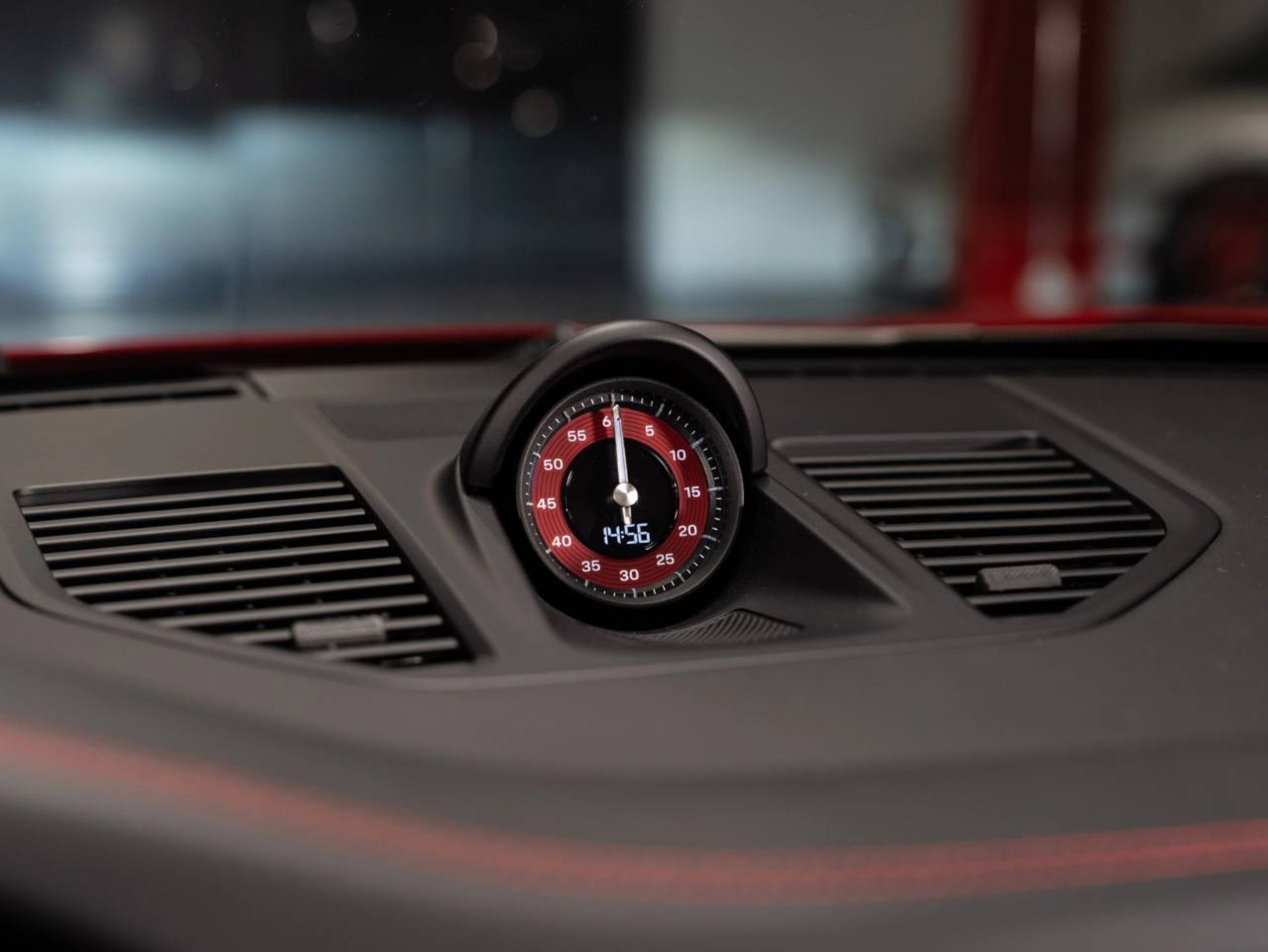 PORSCHE 911 Carrera GTS Cabriolet (MY22)-image-10