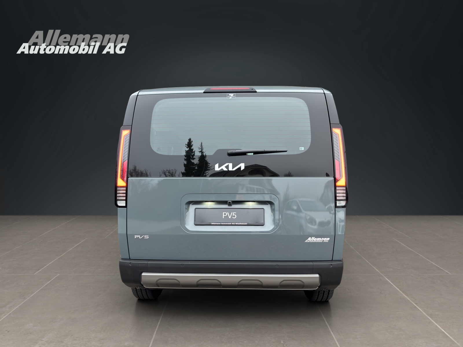 KIA PV5 Passenger 71.2 kWh Plus-image-4