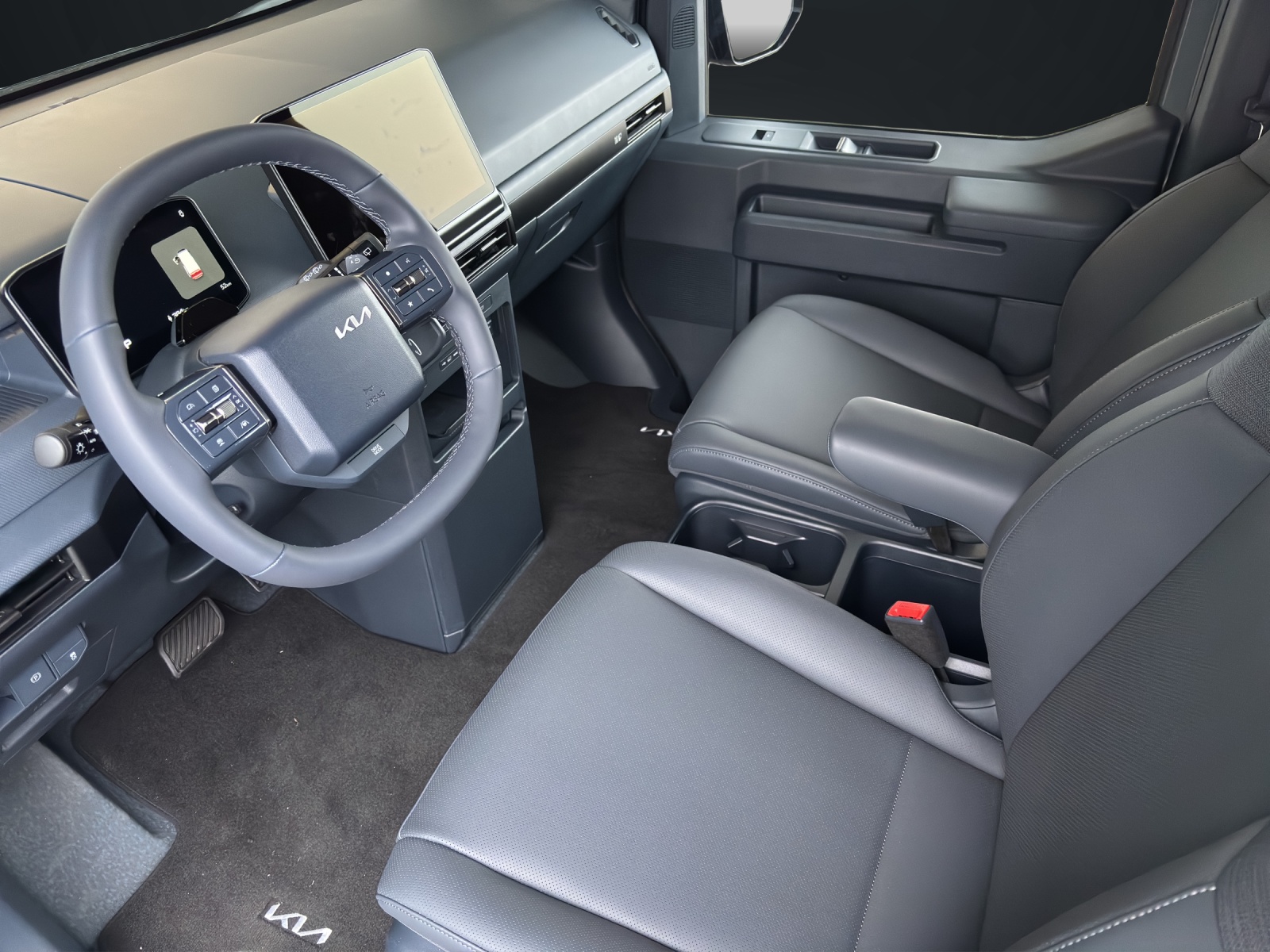 KIA PV5 Passenger 71.2 kWh Plus-image-8