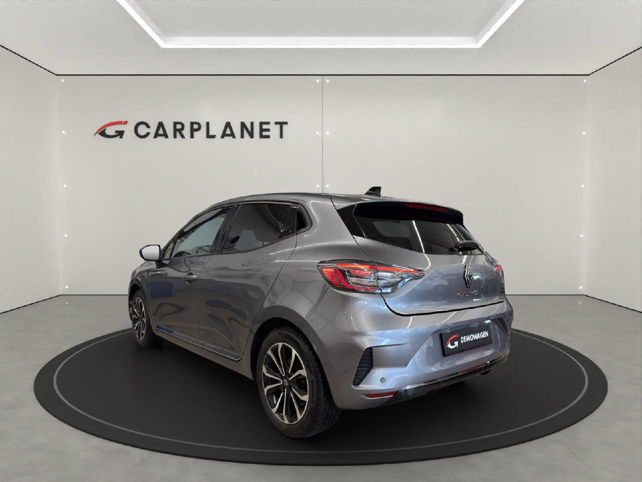 RENAULT Clio 1.6 E-Tech techno-showroom-element-1
