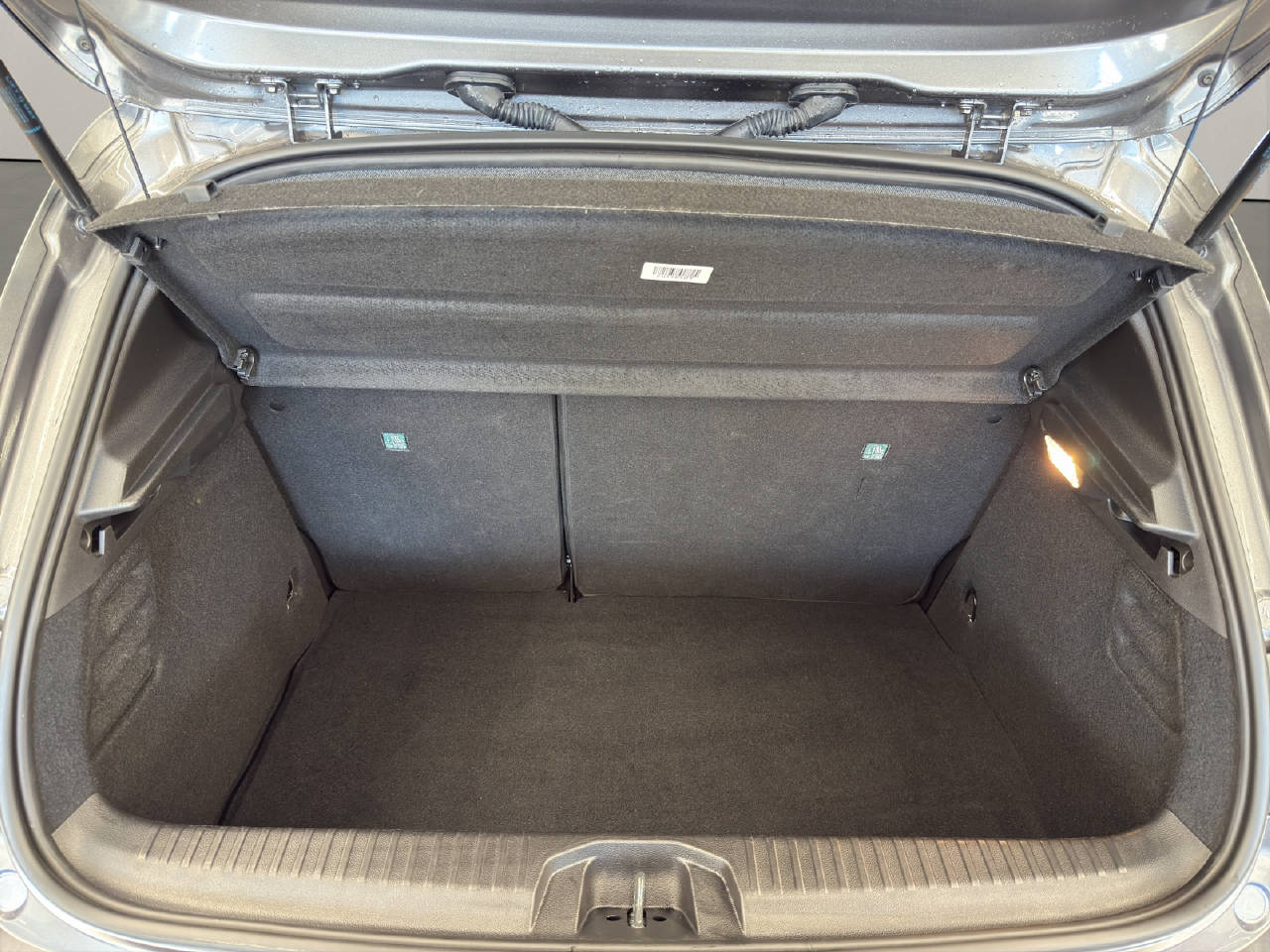 RENAULT Clio 1.6 E-Tech techno-image-11