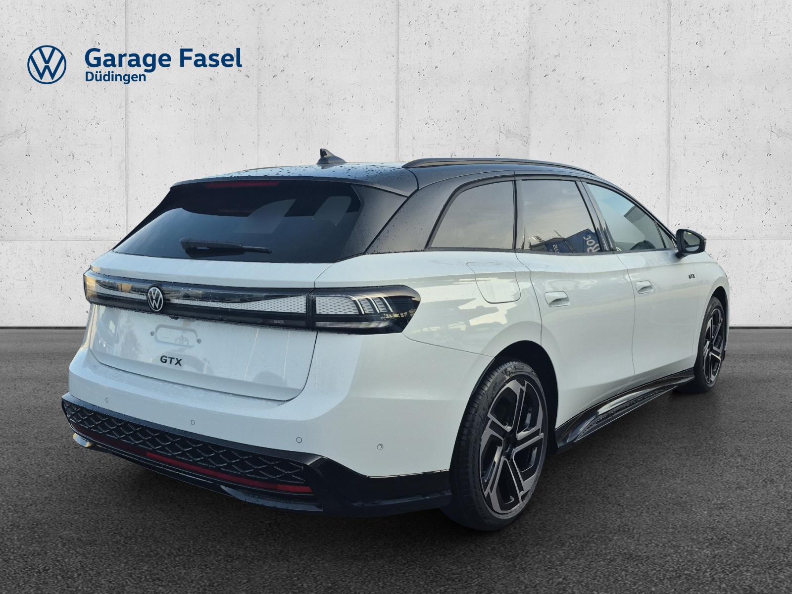 VW ID.7 Tourer GTX 86 kWh GTX United 4 Motion-image-4