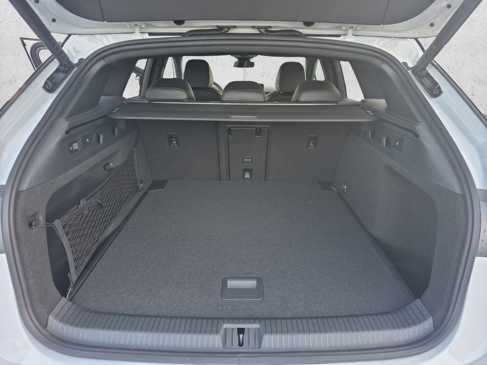 VW ID.7 Tourer GTX 86 kWh GTX United 4 Motion-image-14