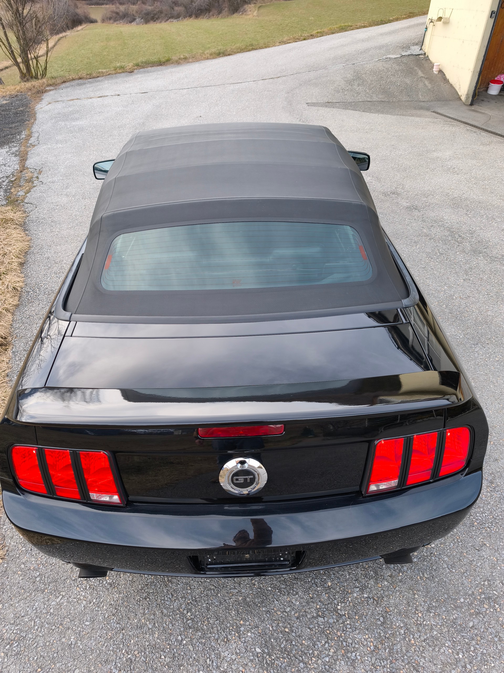 FORD Mustang GT-image-9