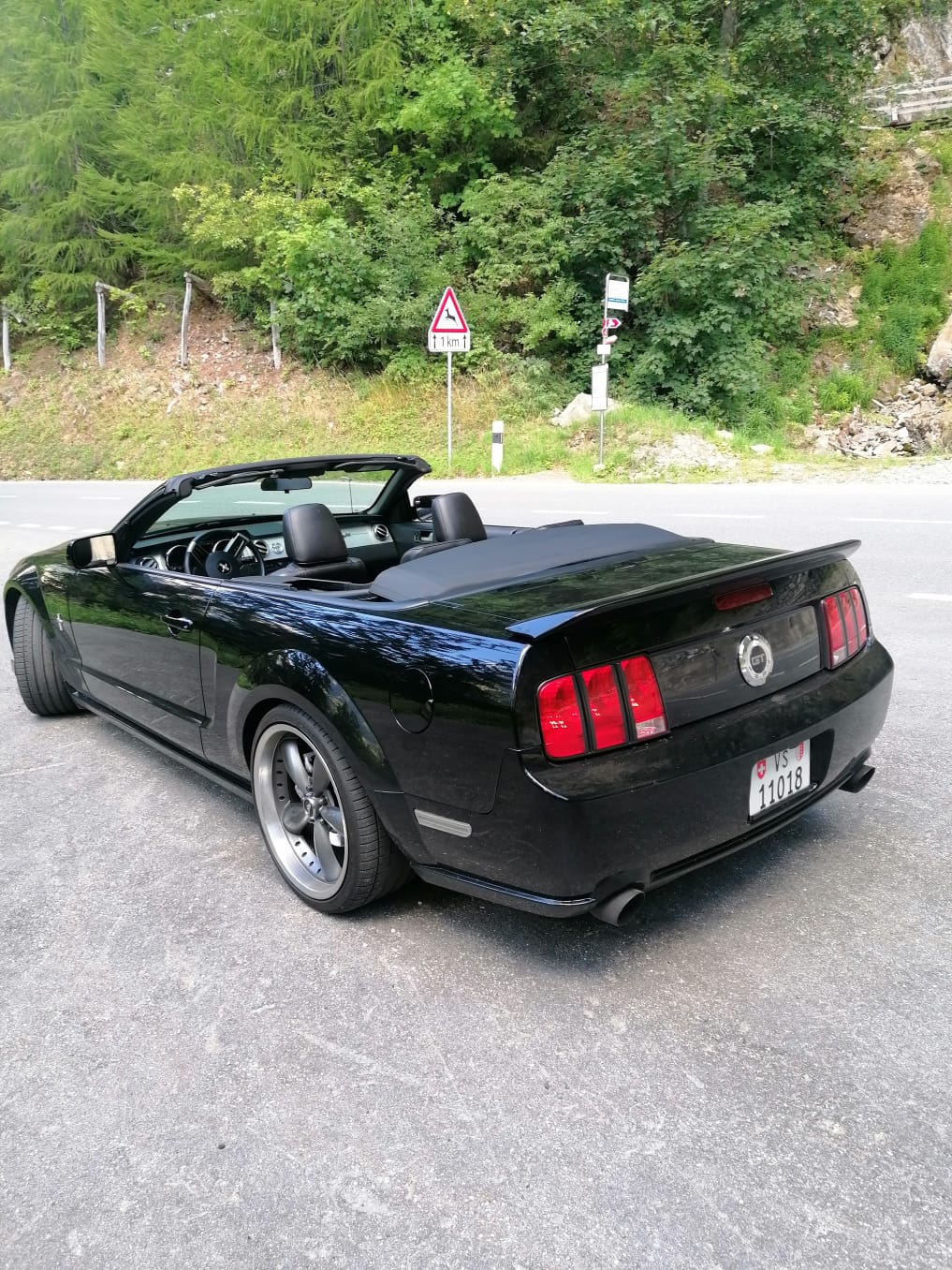 FORD Mustang GT-image-18