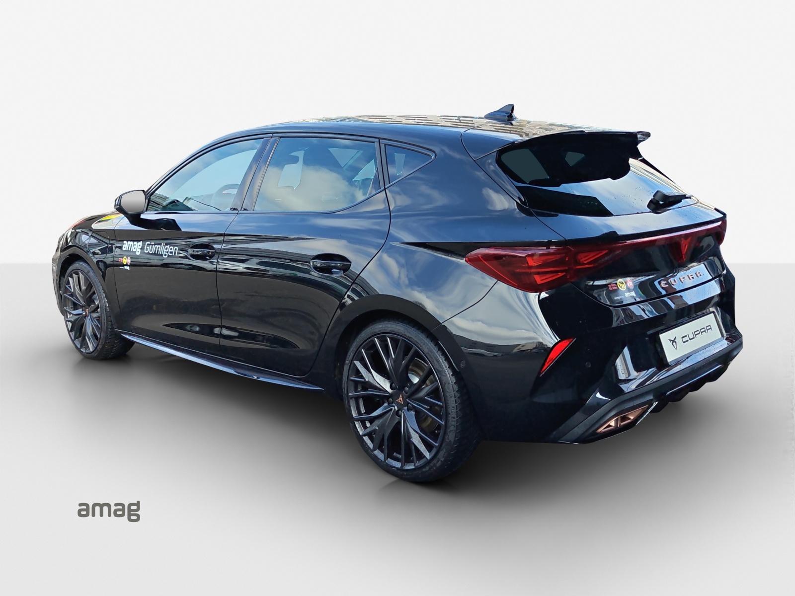 CUPRA LEON 1.5 e-HYBRID pHEV Black Symphony DSG-image-2