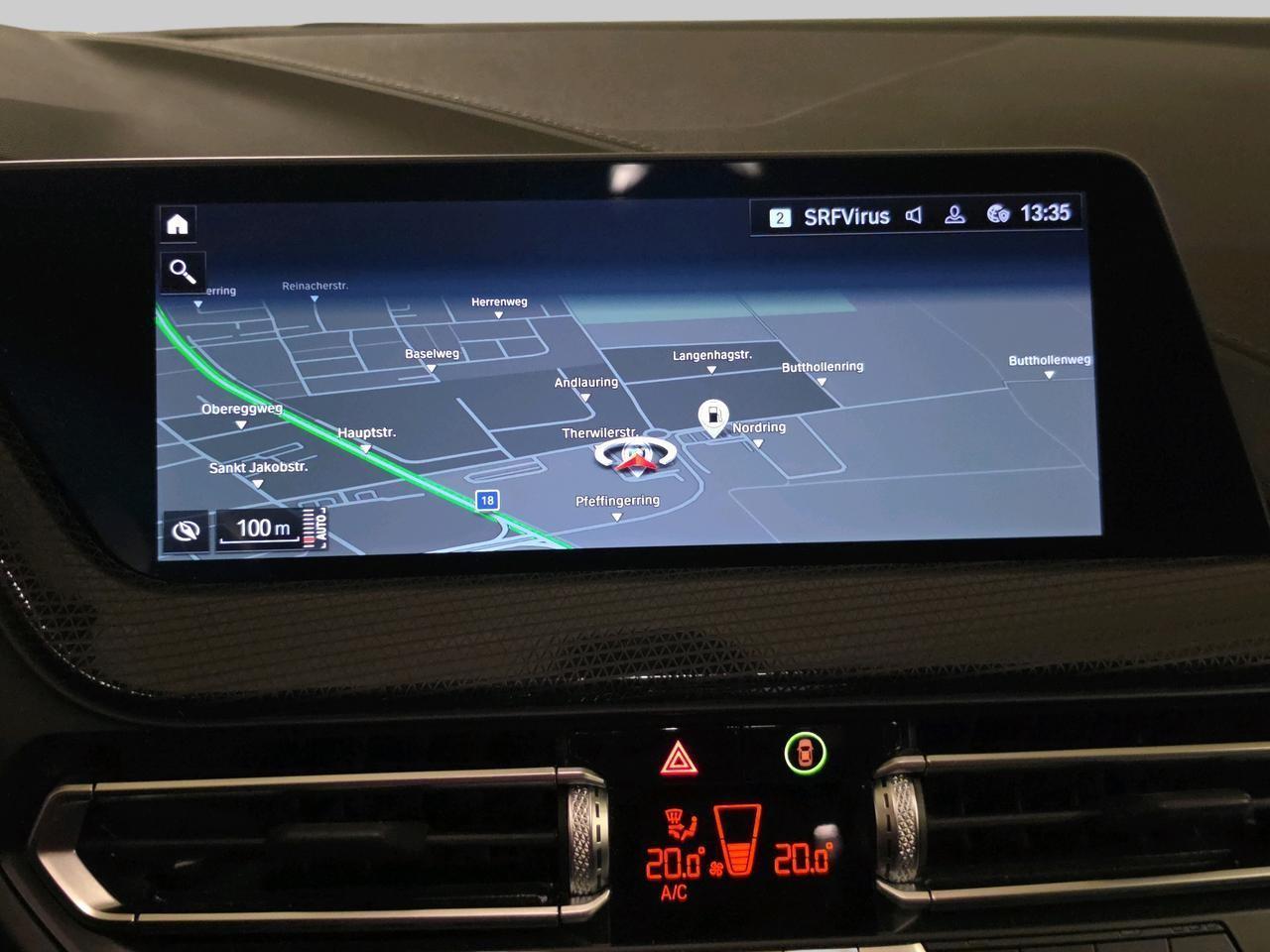 BMW 120d xDrive Sport Line-image-17