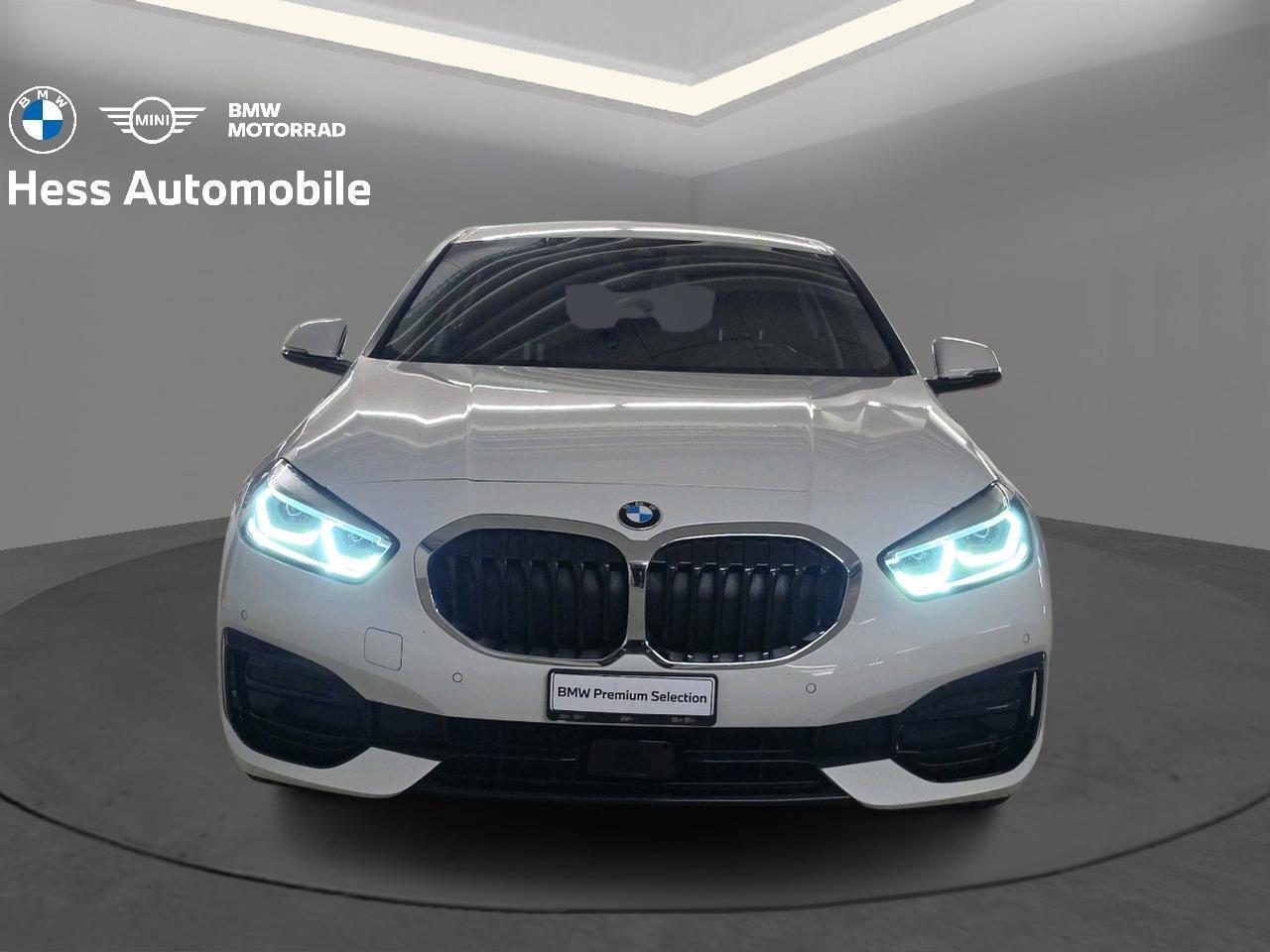 BMW 120d xDrive Sport Line-image-5