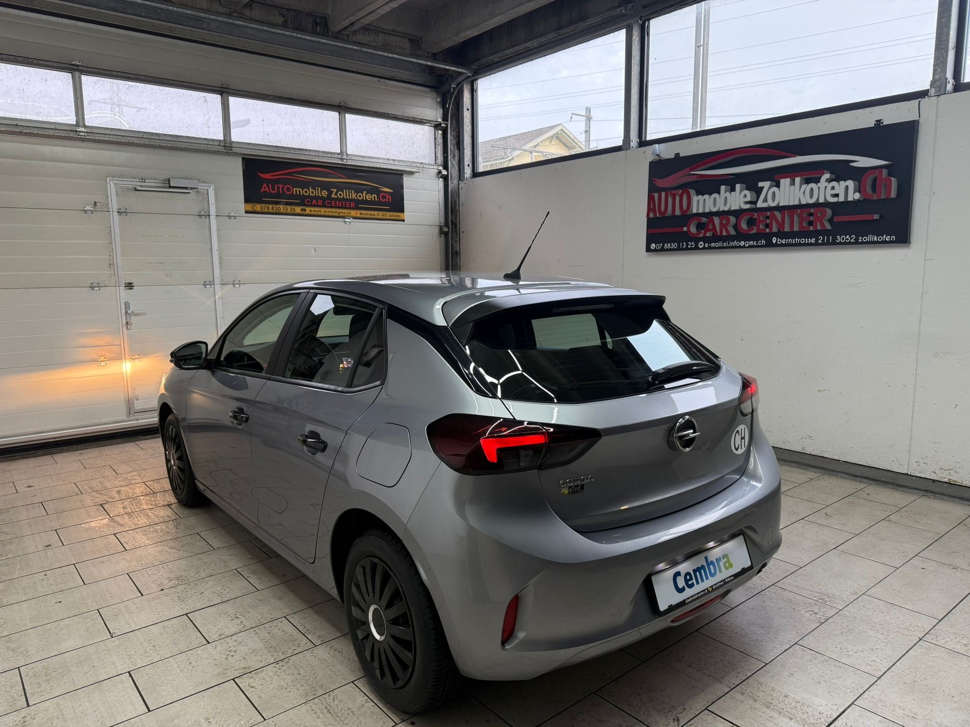 OPEL Corsa 1.2 TP Edition-image-2
