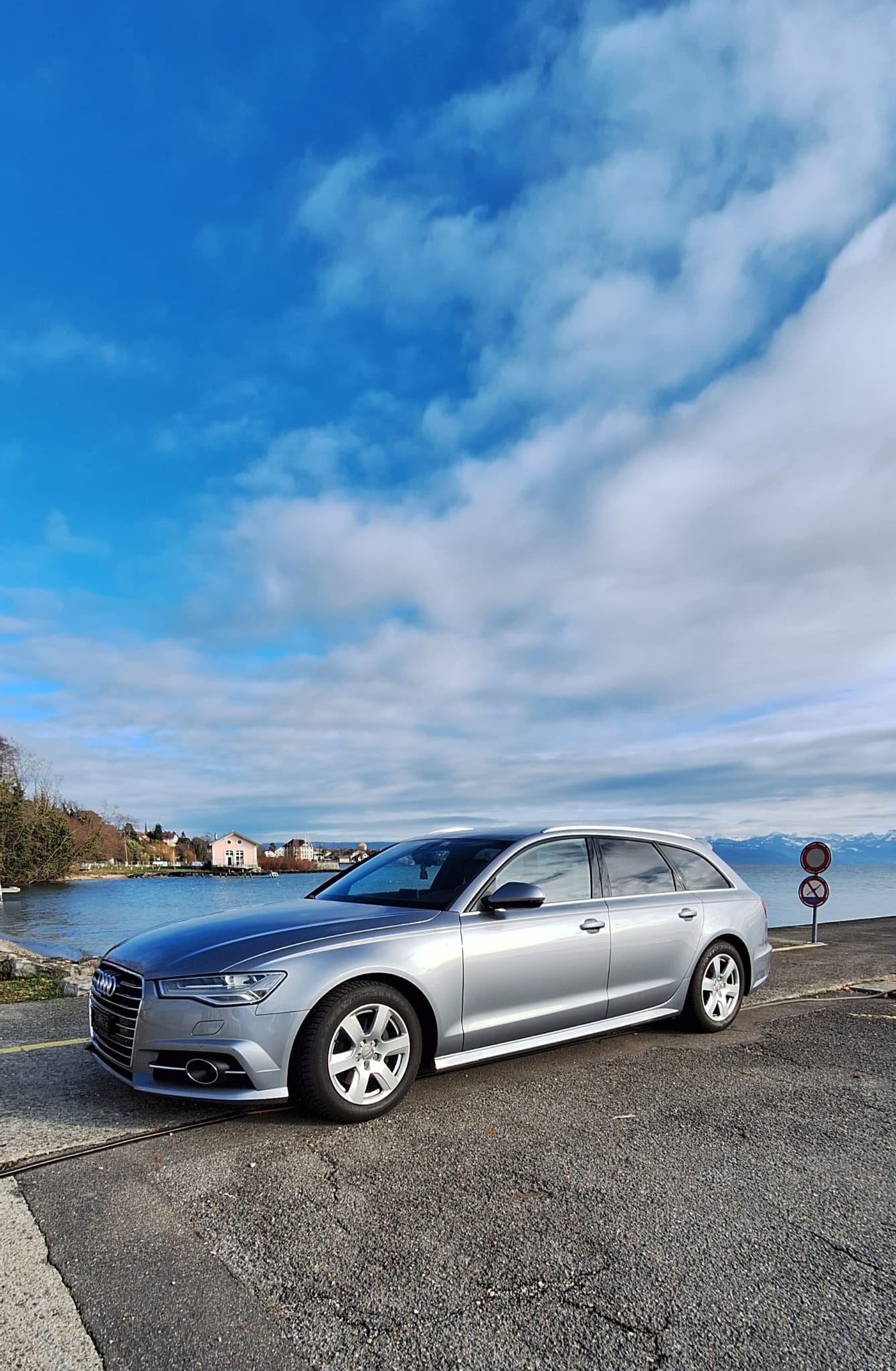 AUDI A6 Avant 2.0 TDI quattro S-tronic-image-9