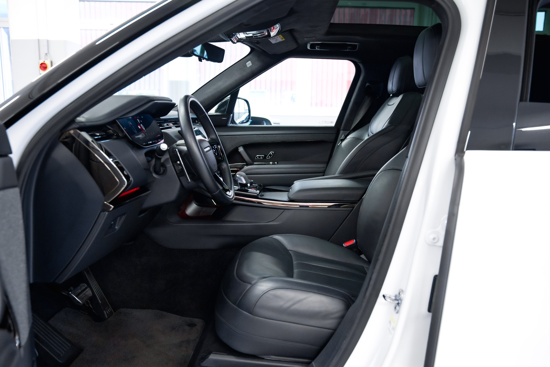 LAND ROVER Range Rover Sport D350 3.0 TD6 MHEV Autobiography Automatic-image-16
