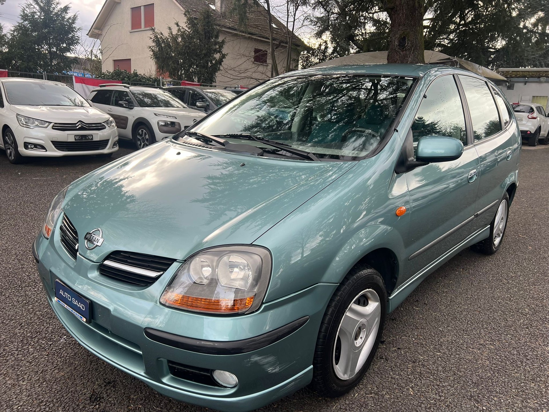 NISSAN Almera Tino 1.8 16V Luxury-image-1