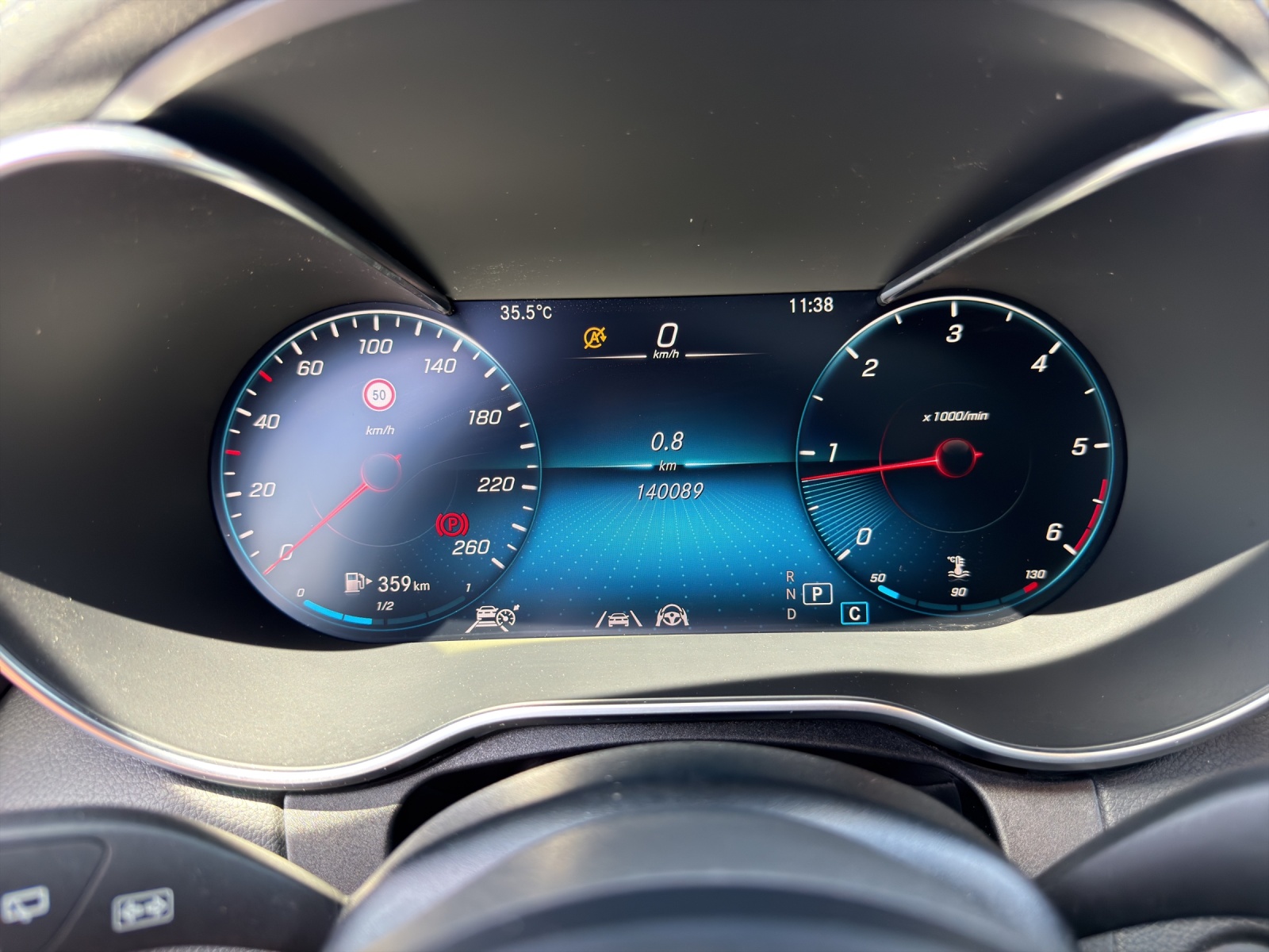 MERCEDES-BENZ C 220 d Swiss Star AMG Line 4M 9G-Tronic-image-13