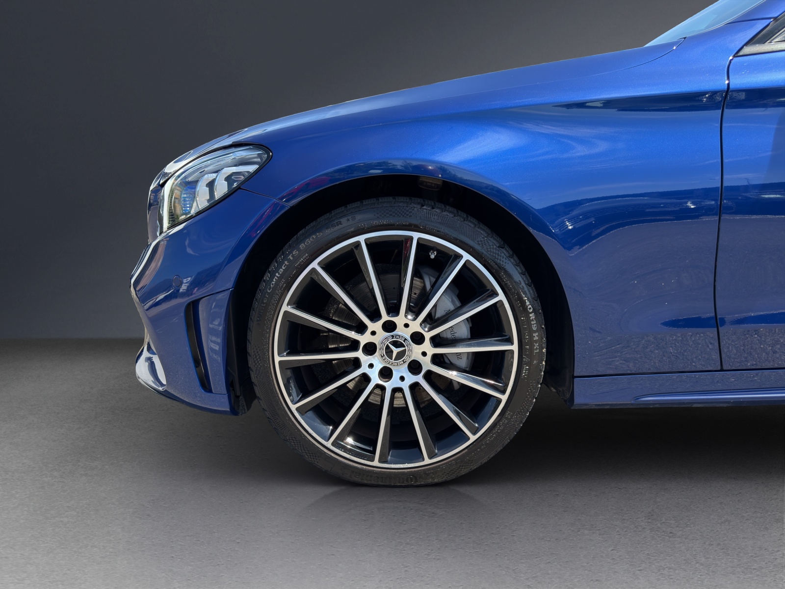 MERCEDES-BENZ C 220 d Swiss Star AMG Line 4M 9G-Tronic-image-9
