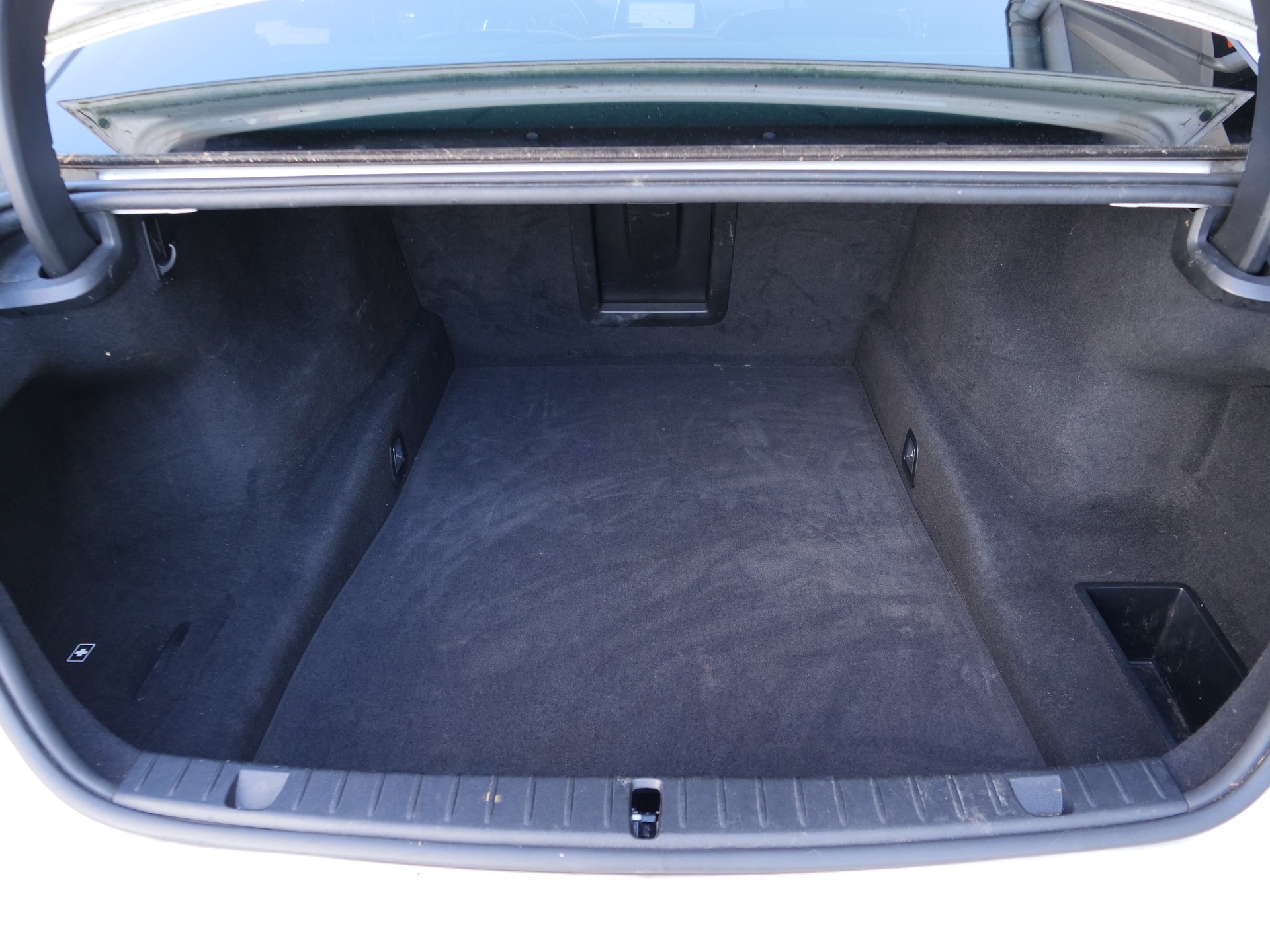 BMW 750i xDrive M-Sportpaket Steptronic-image-19