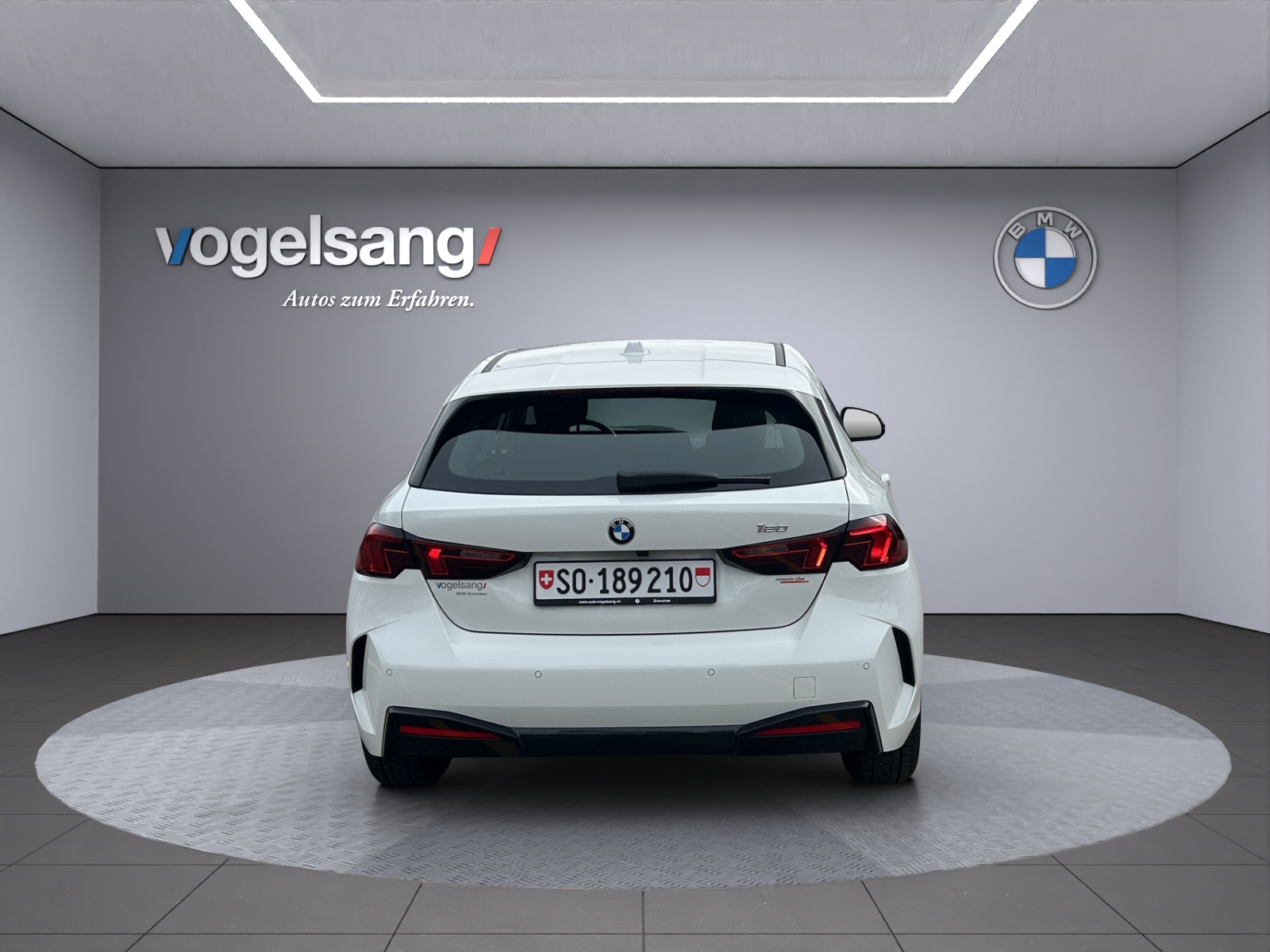 BMW 120 Steptronic-image-11