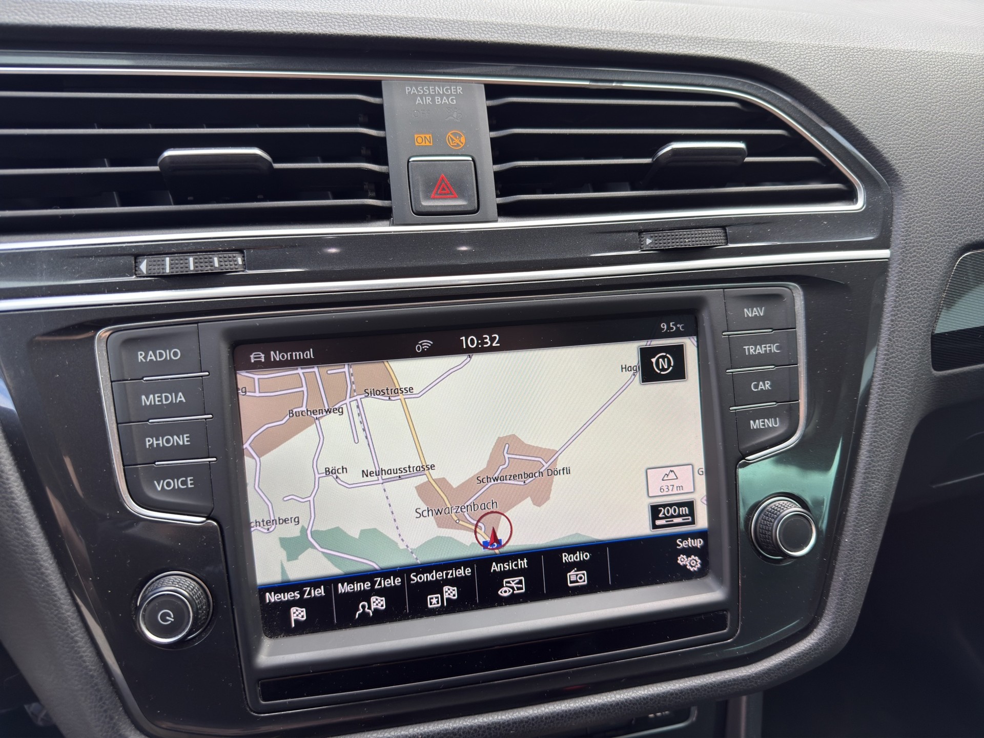 VW Tiguan 2.0 TDI SCR Highline 4Motion DSG-image-17