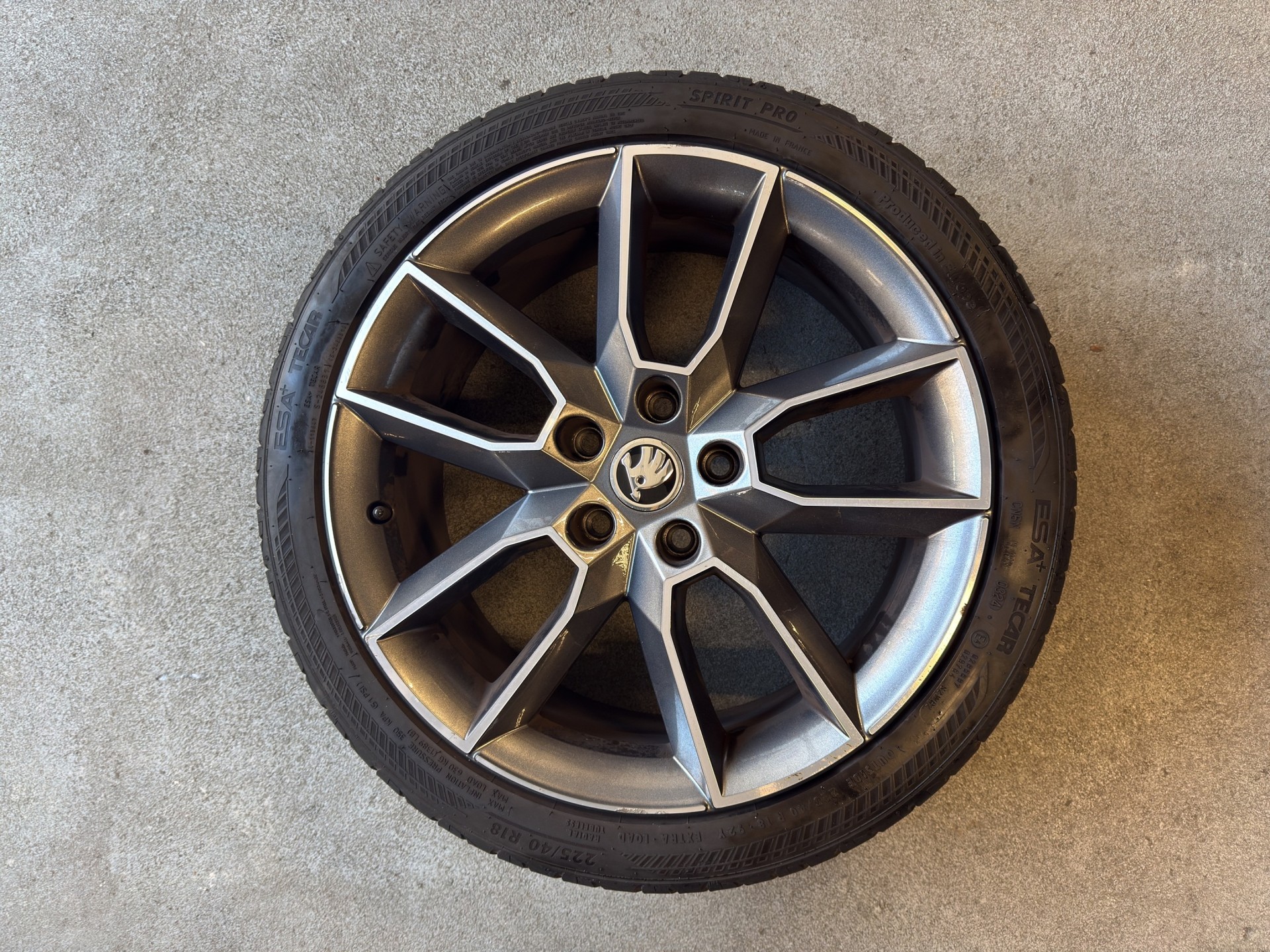 SKODA Octavia Combi 2.0 TDI RS DSG-image-16